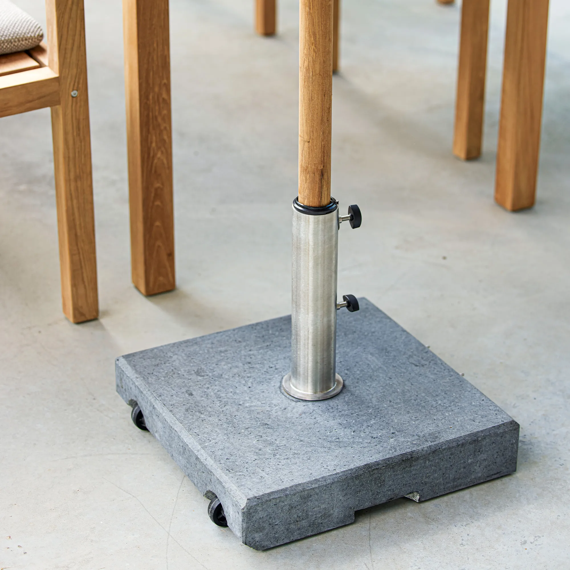 Parasolvoet met wielen - 2
