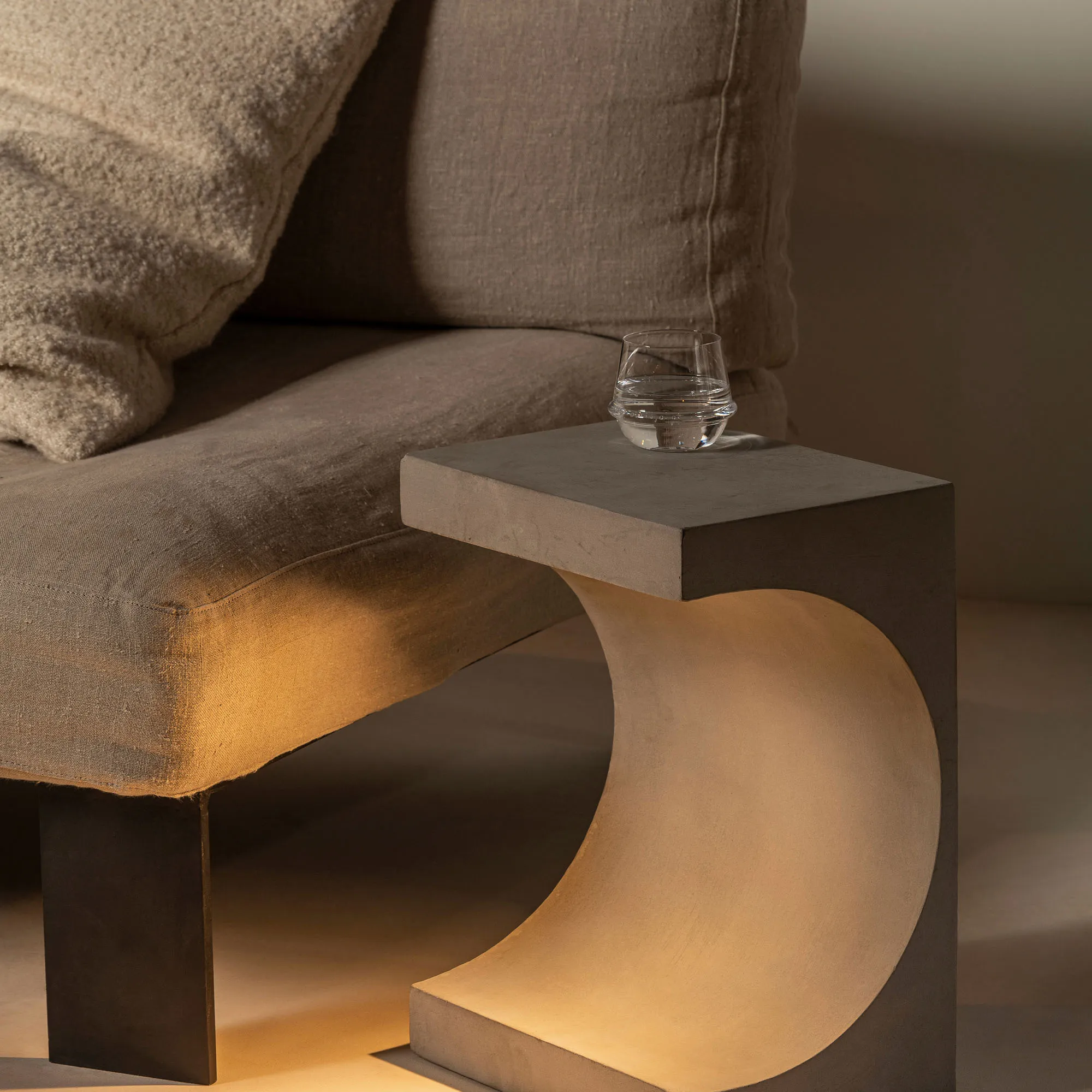 Concrete Tangent Side Table Lamp - 2