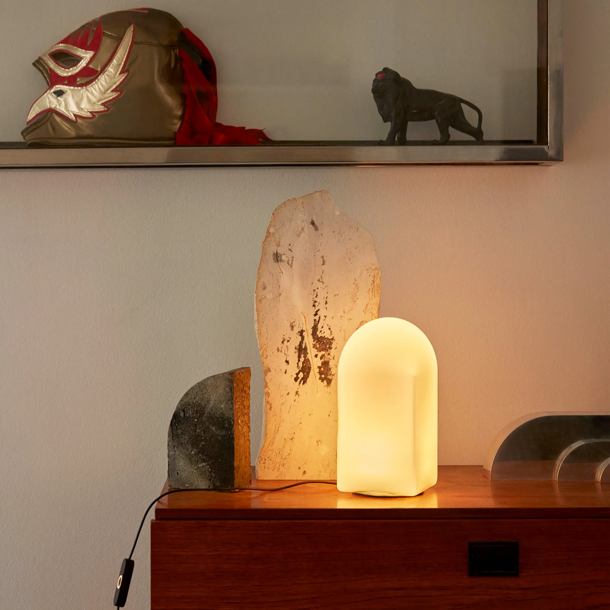 Parade Table Lamp 240 - 5