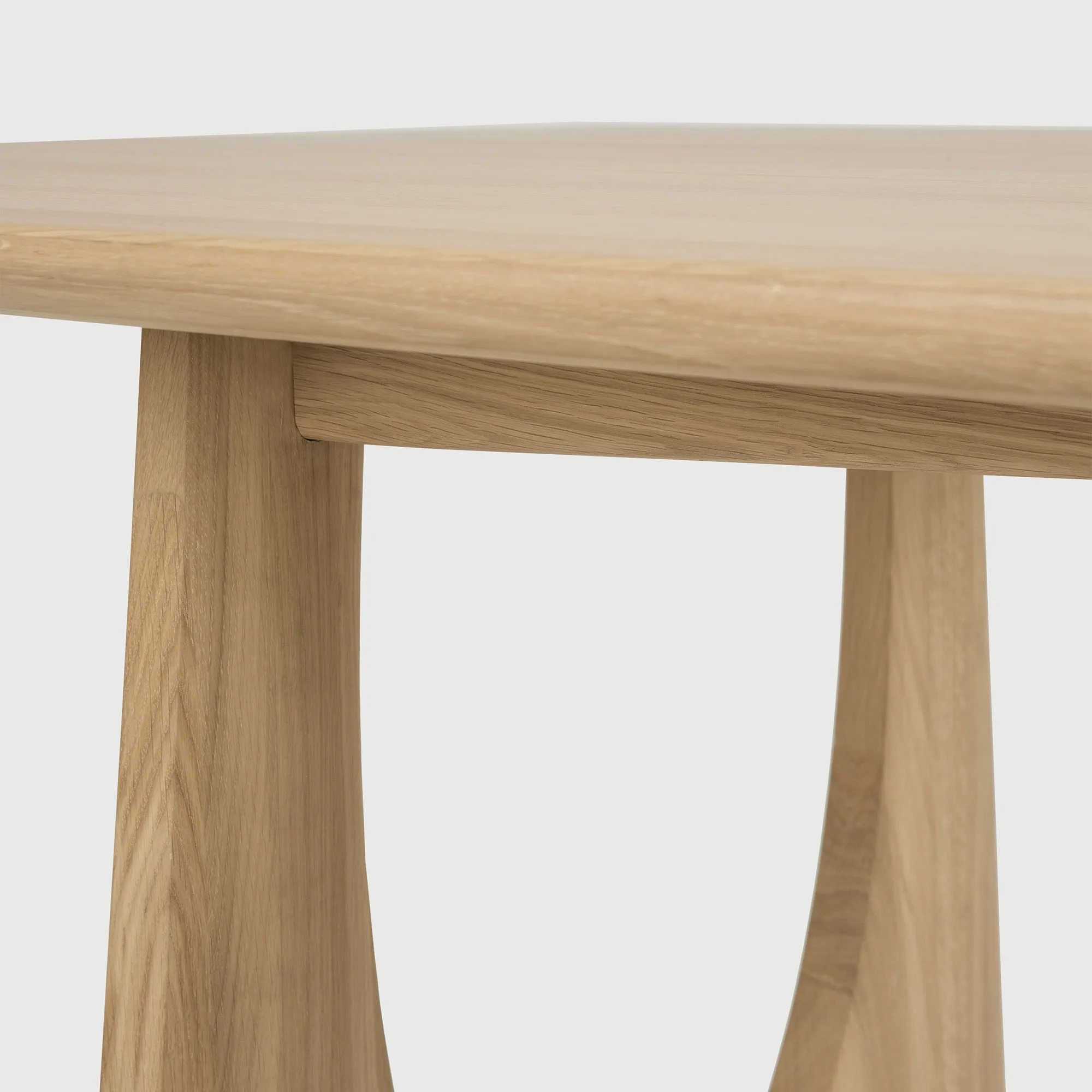 Geometric Dining Table Oak - 5