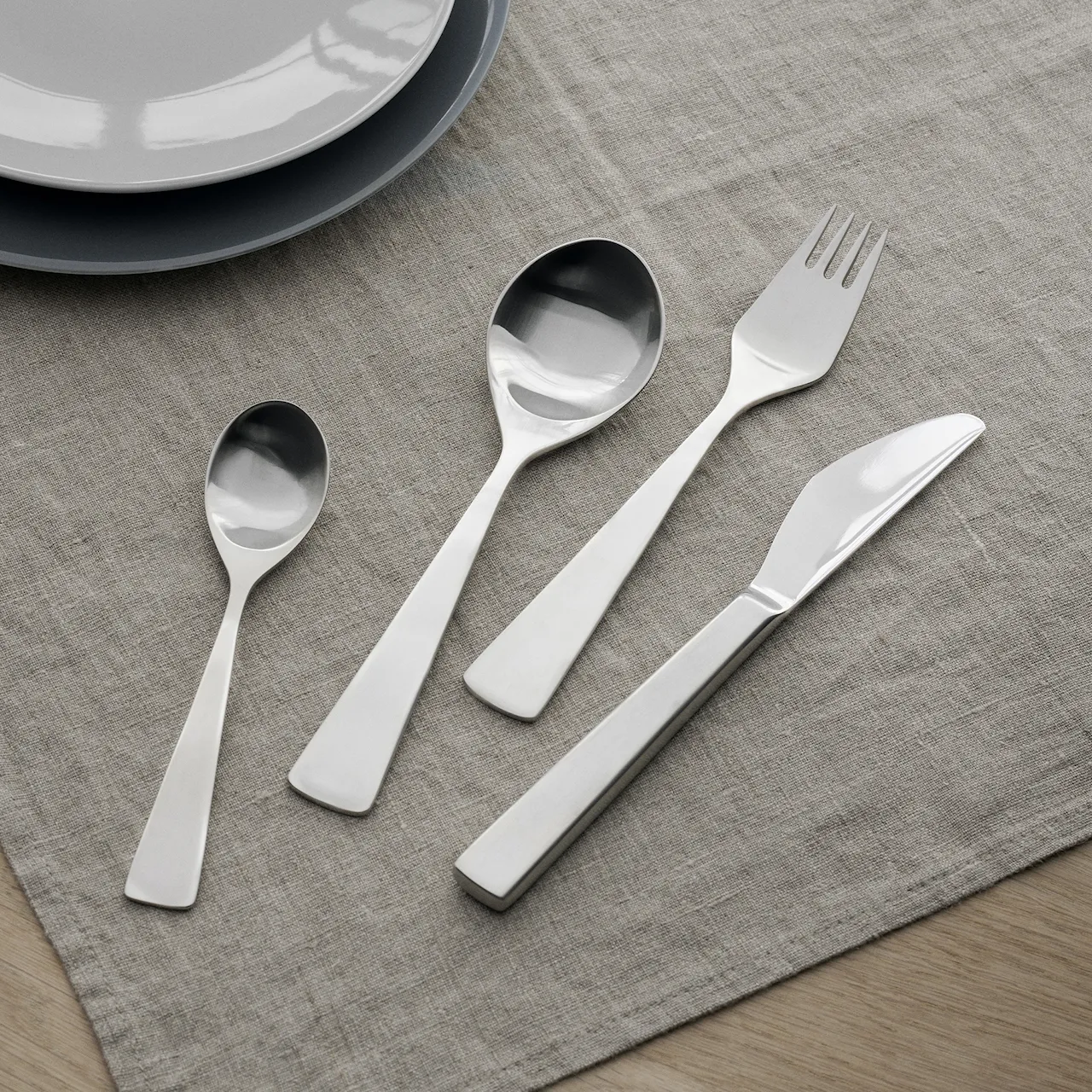 Maya cutlery set, 24 pieces