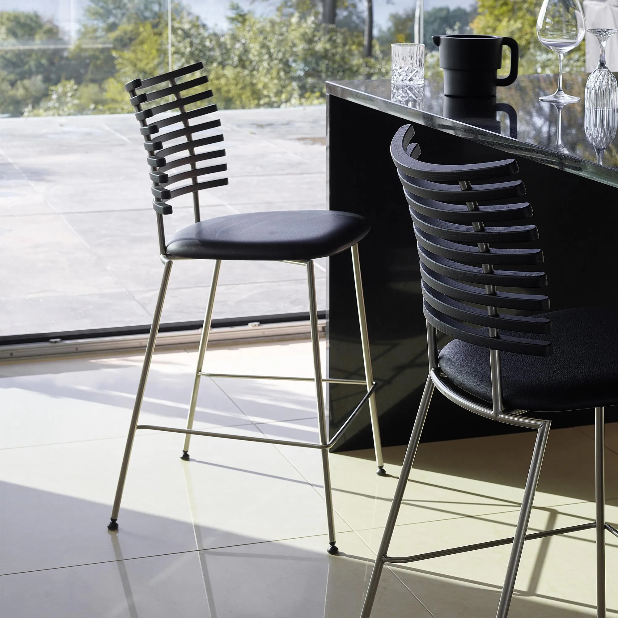 Tiger Barstool, Oiled Walnut, Black Steel, Leather Naver Select - 3