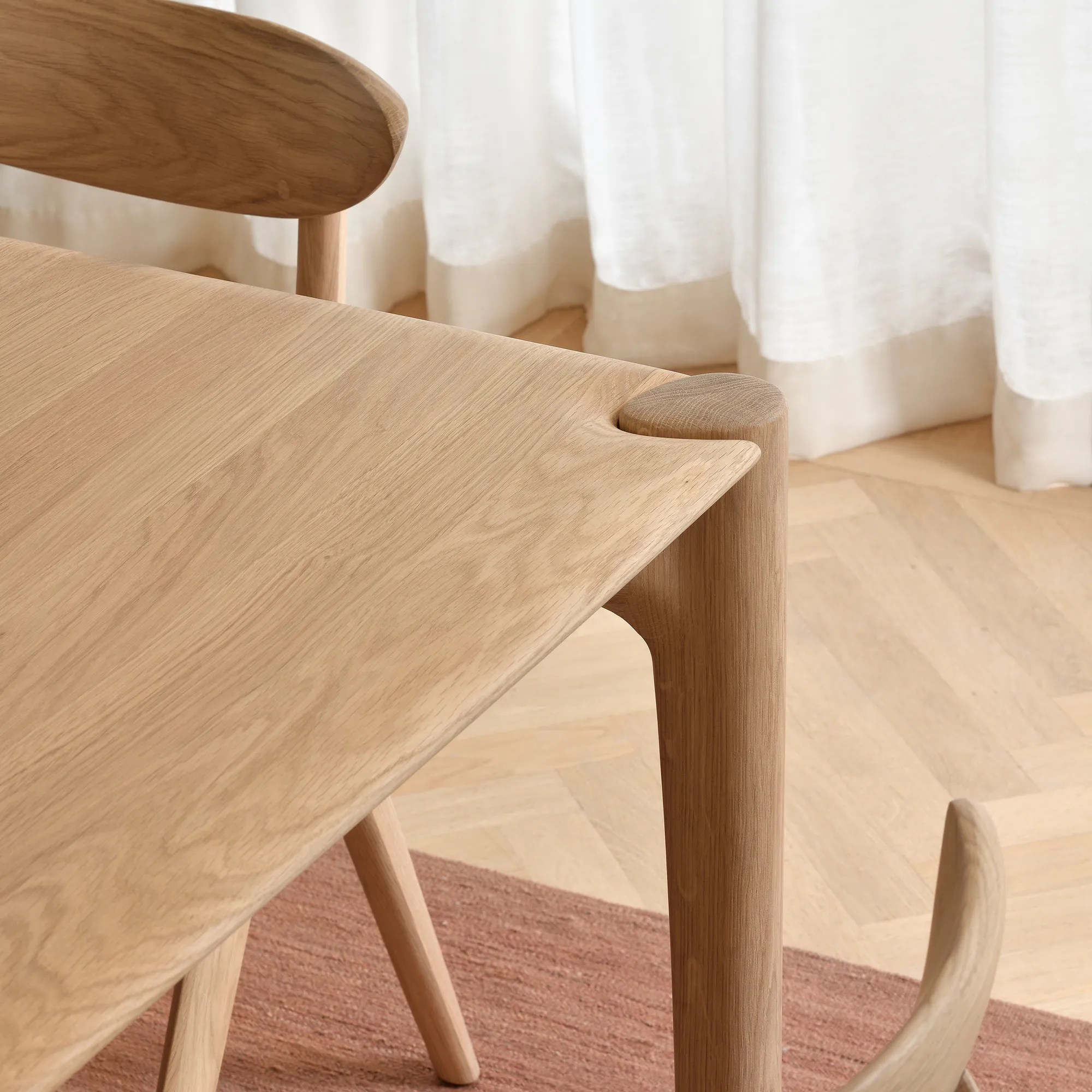 PI Dining Table - 8