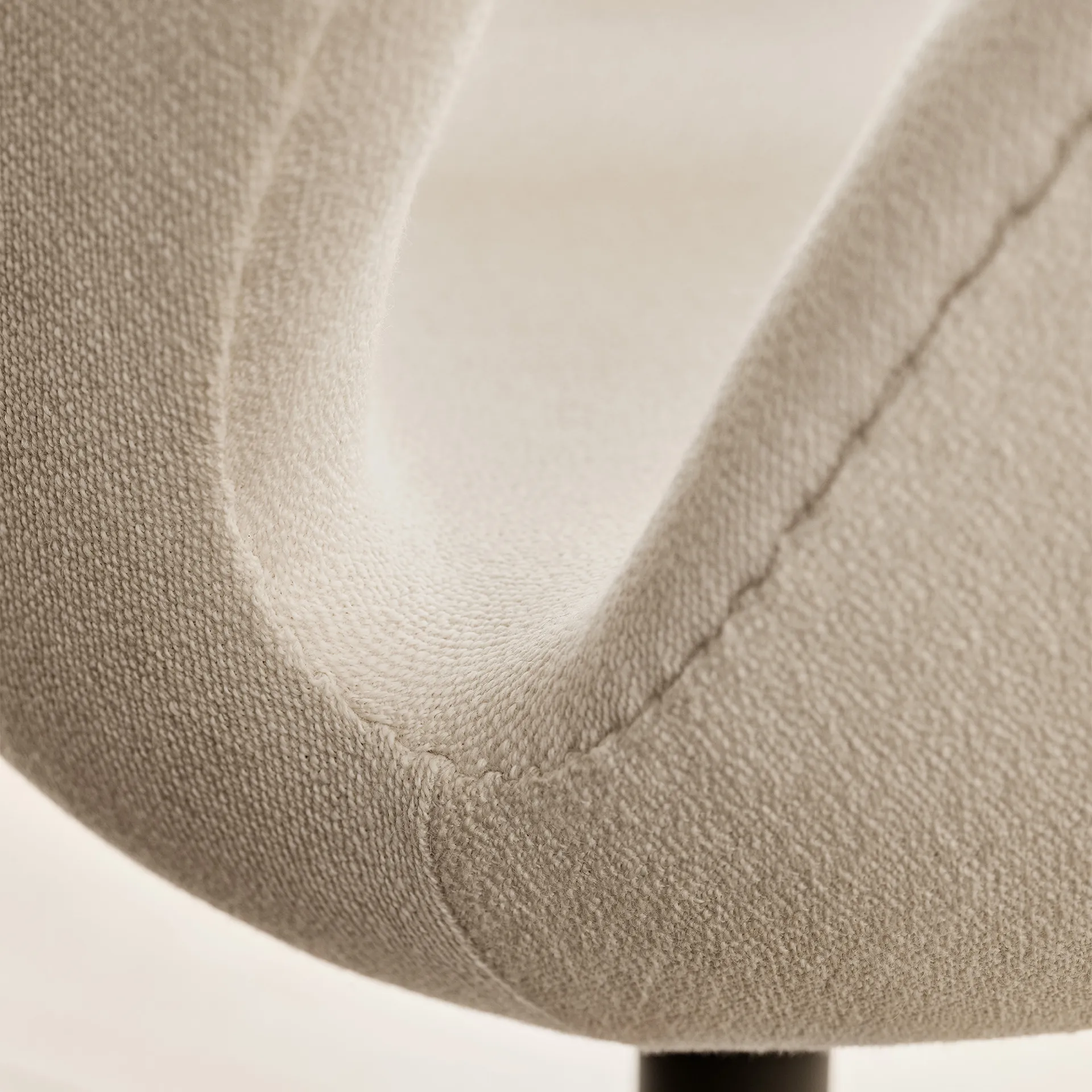 3320 Swan Armchair - Fritz Hansen - Arne Jacobsen - NO GA