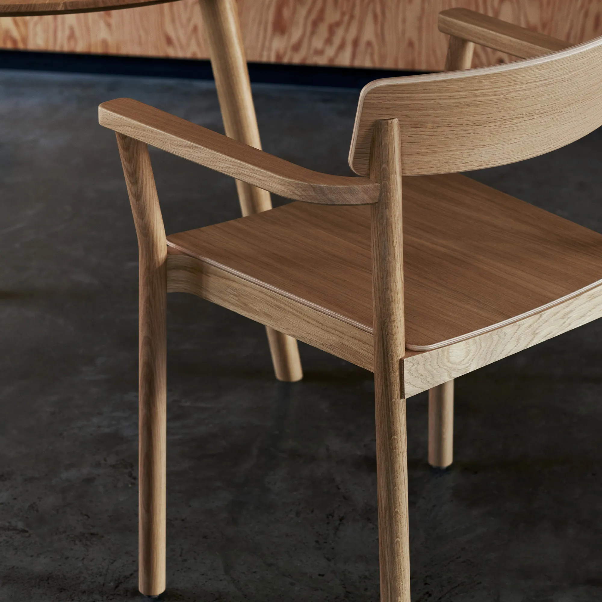 Betty Armchair TK10