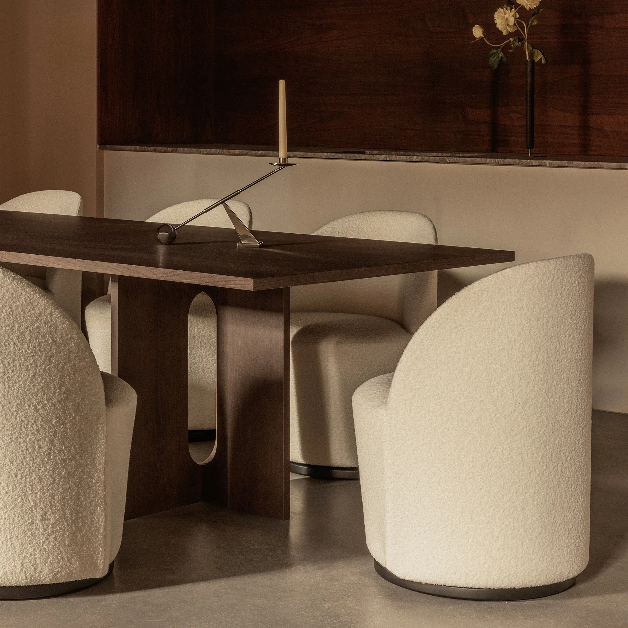 Androgyne Dining Table 210 cm