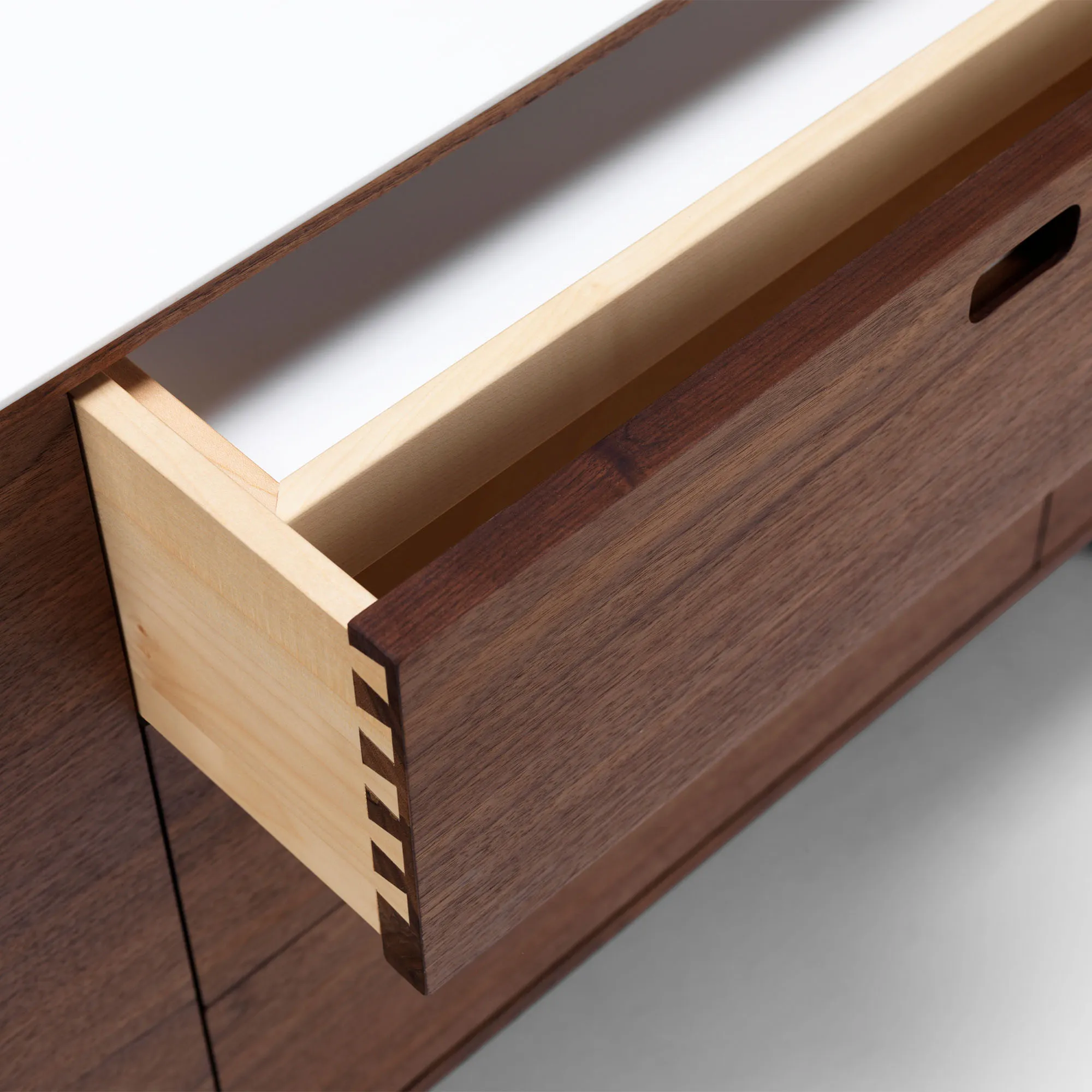 AK 2660 Sideboard