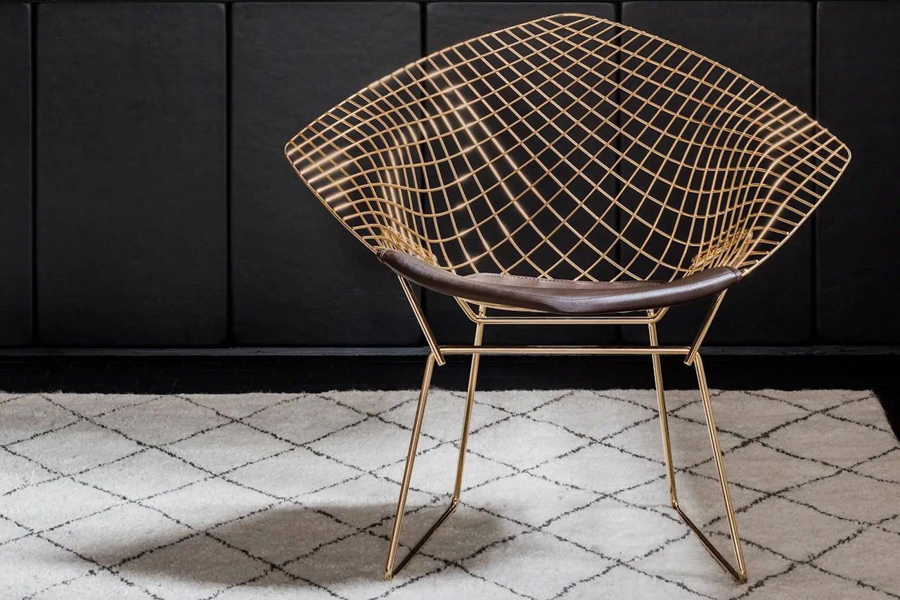 Bertoia Diamond Chair - Gold