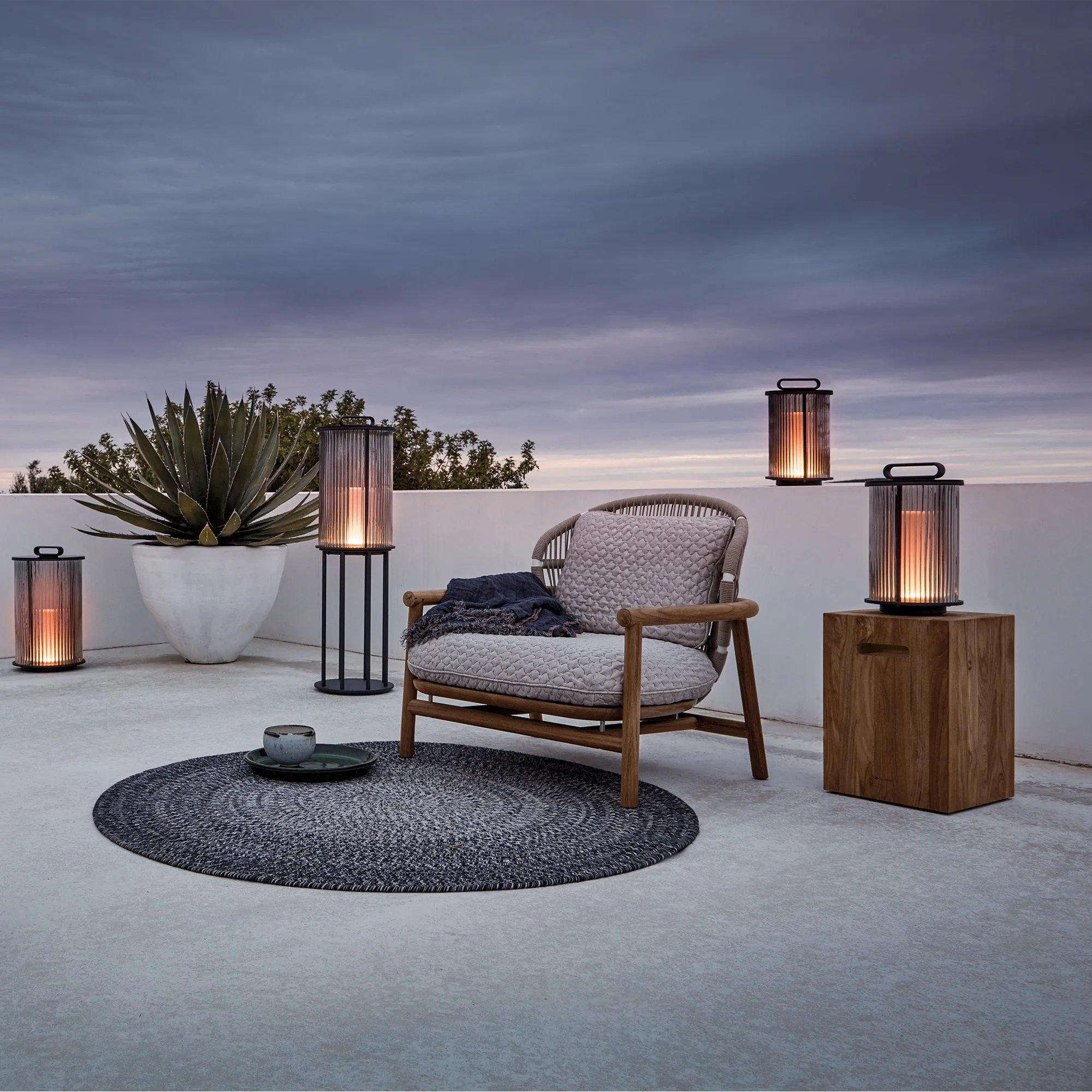 Fern Low Back Lounge Chair - 2
