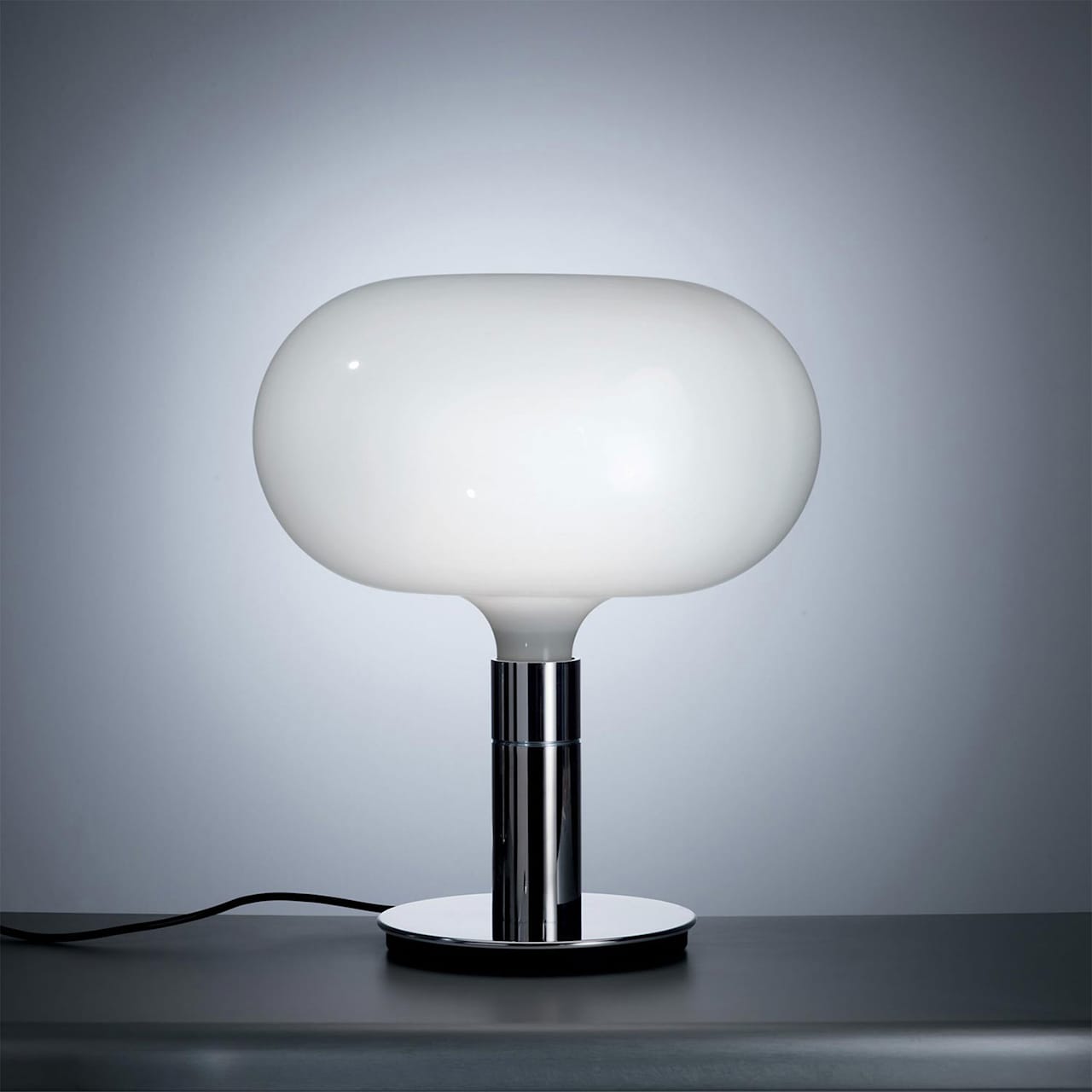 Am1n Table Lamp