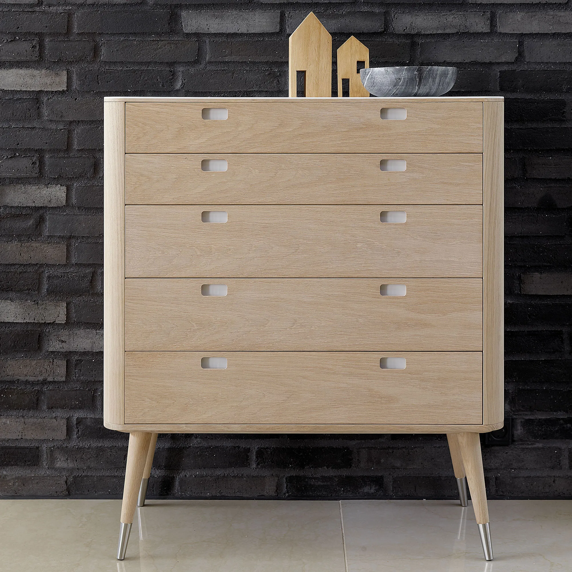 AK 2430 Dresser