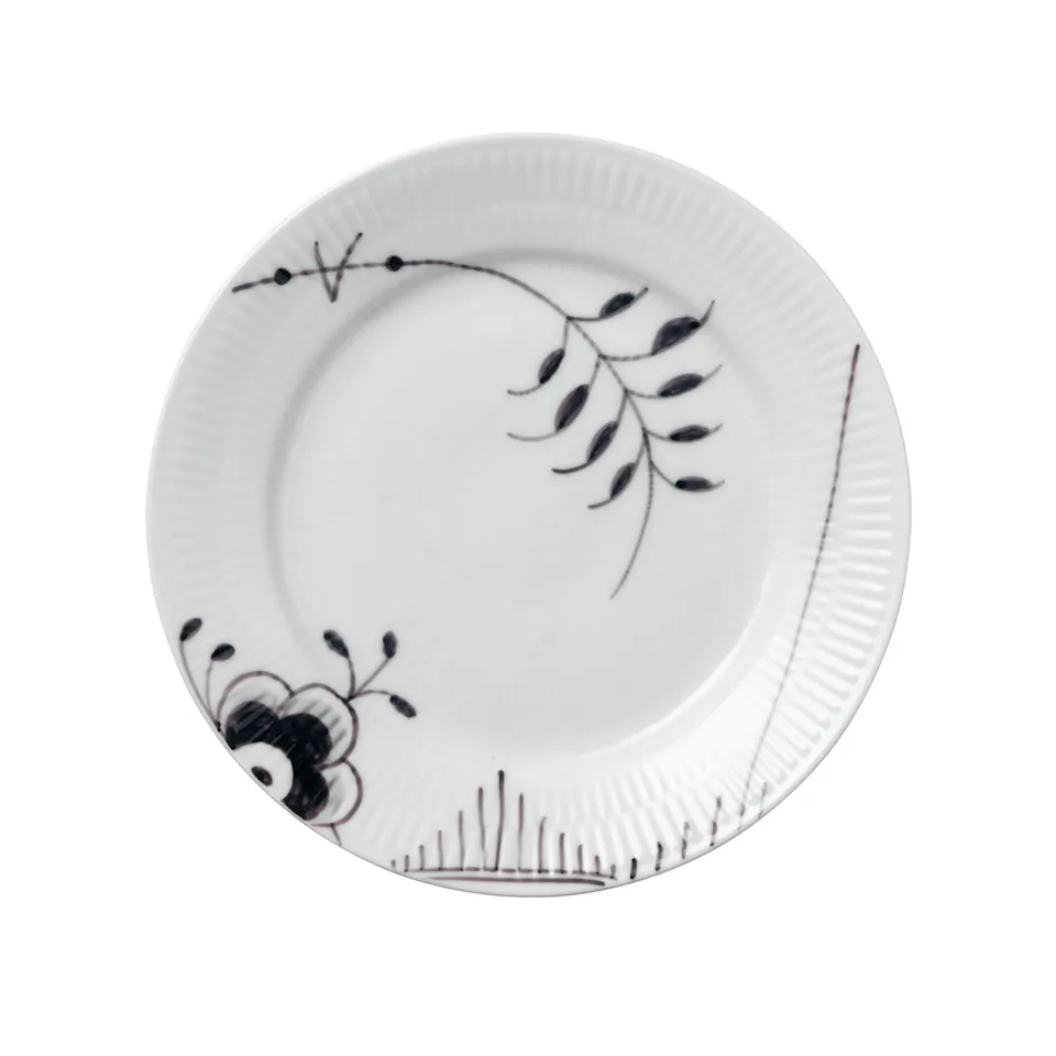 Black Fluted Mega Plate 19 cm Decoration No. 2