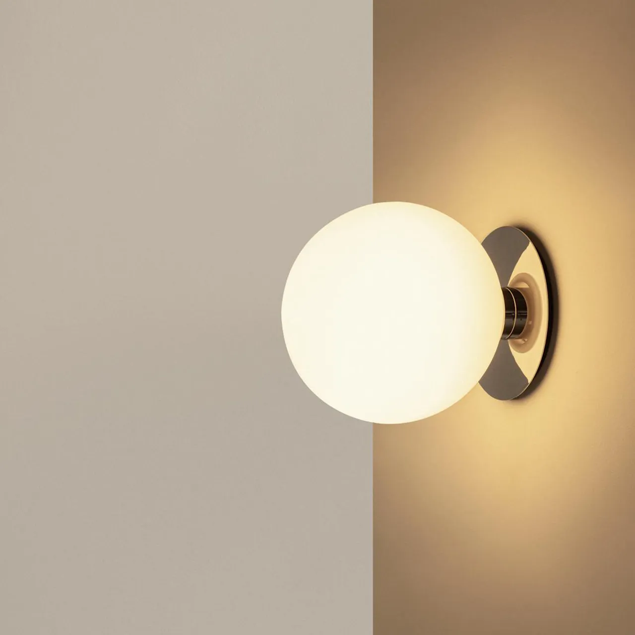 TR Bulb plafondlamp/wandlamp