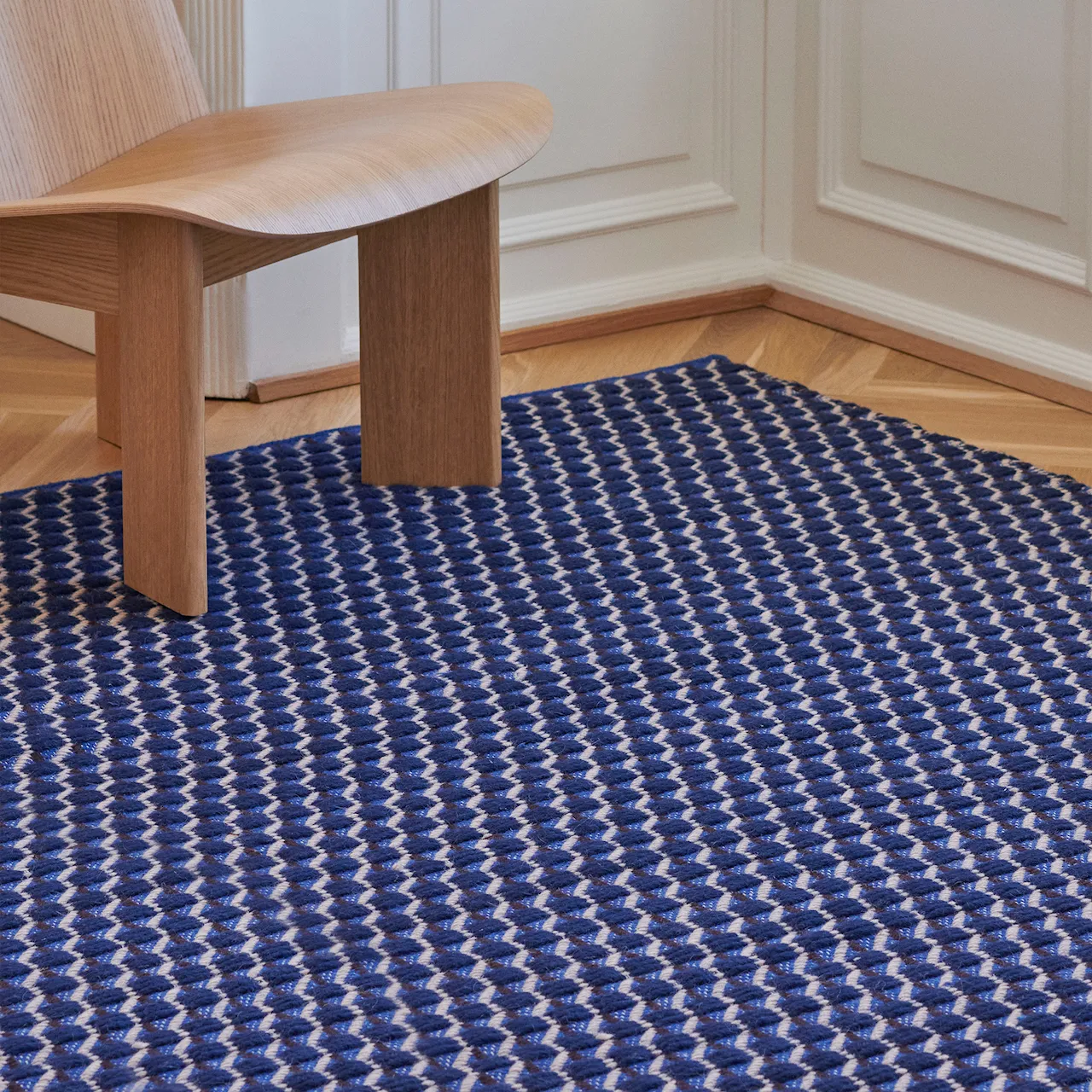 Channel Rug 140 x 200 - Blue, white