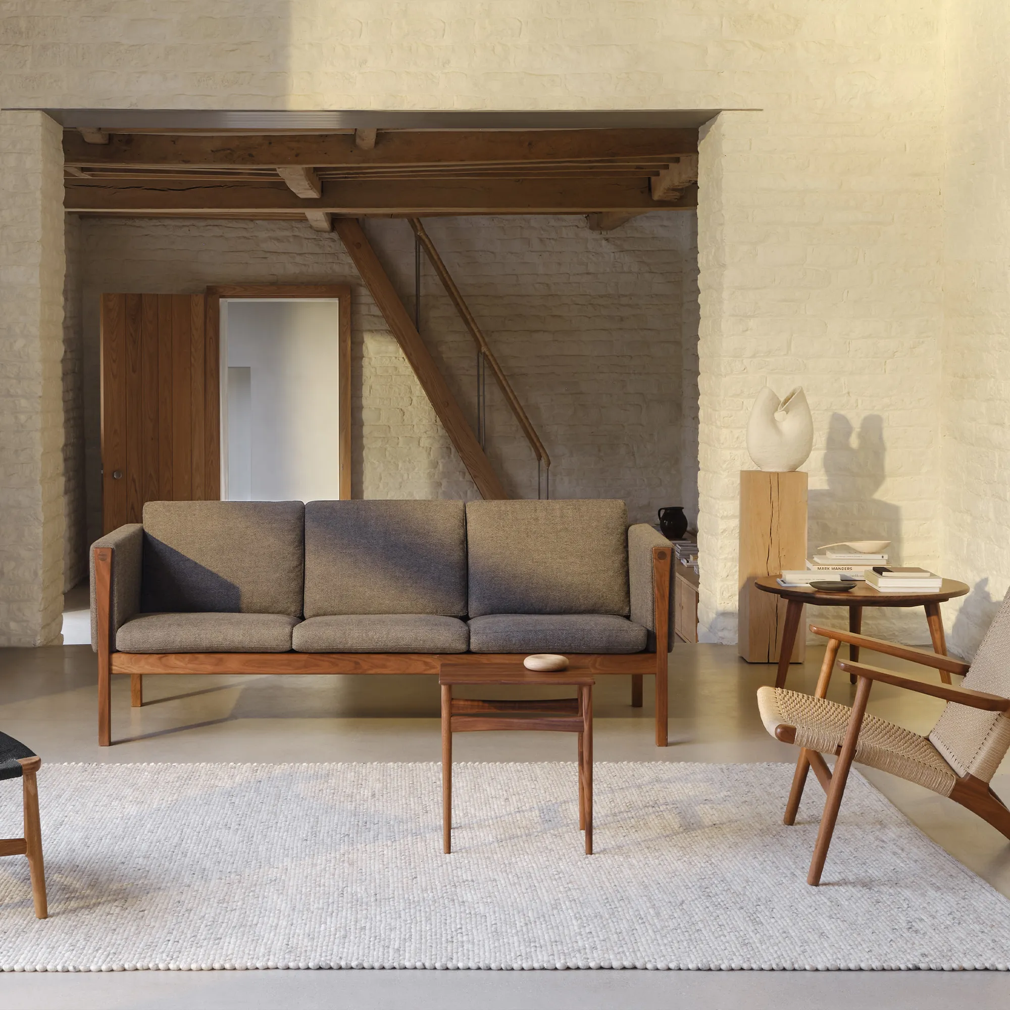 CH004 Nesting Tables - 8