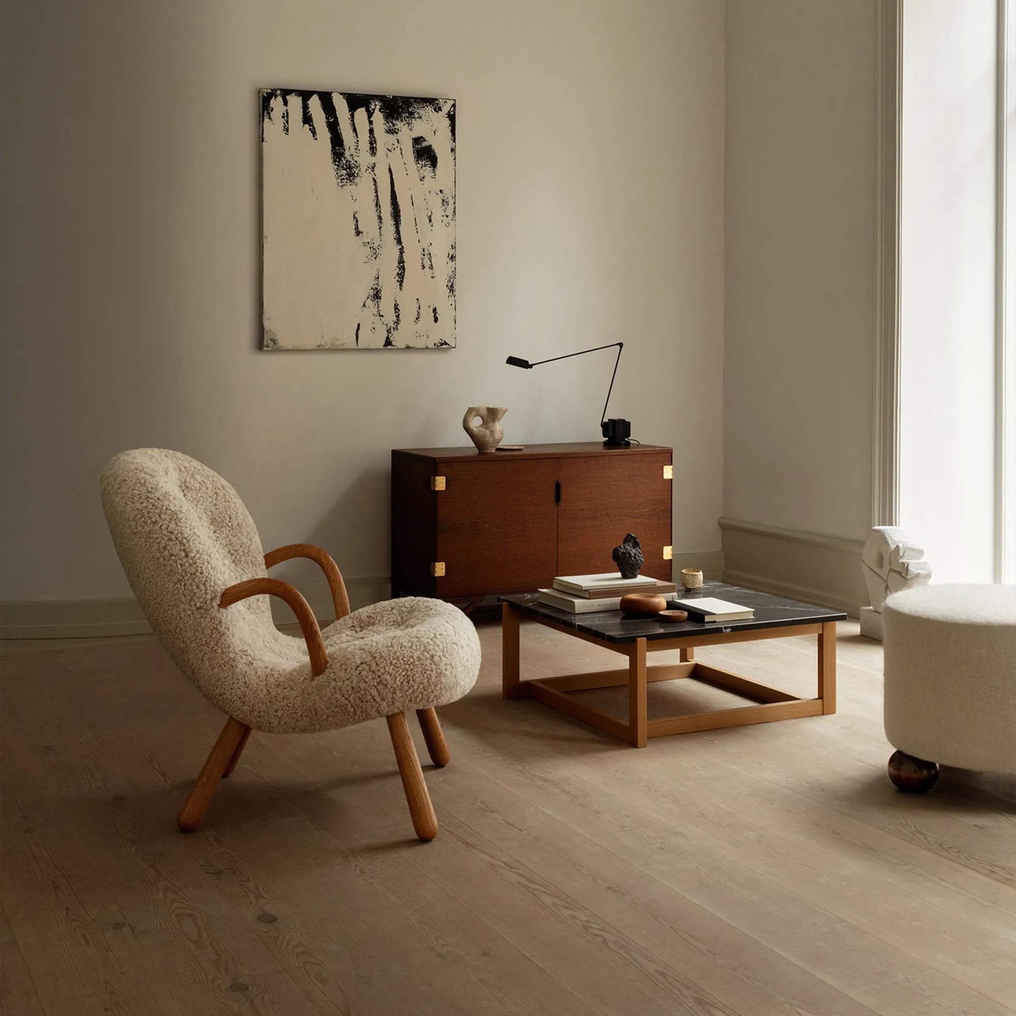 Clam Chair - 9