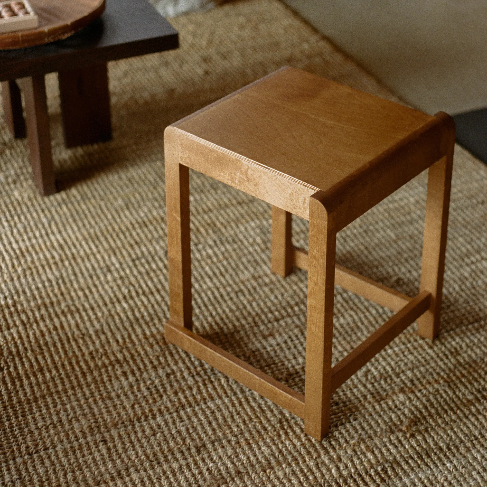 Low Stool 01 jakkara - 5
