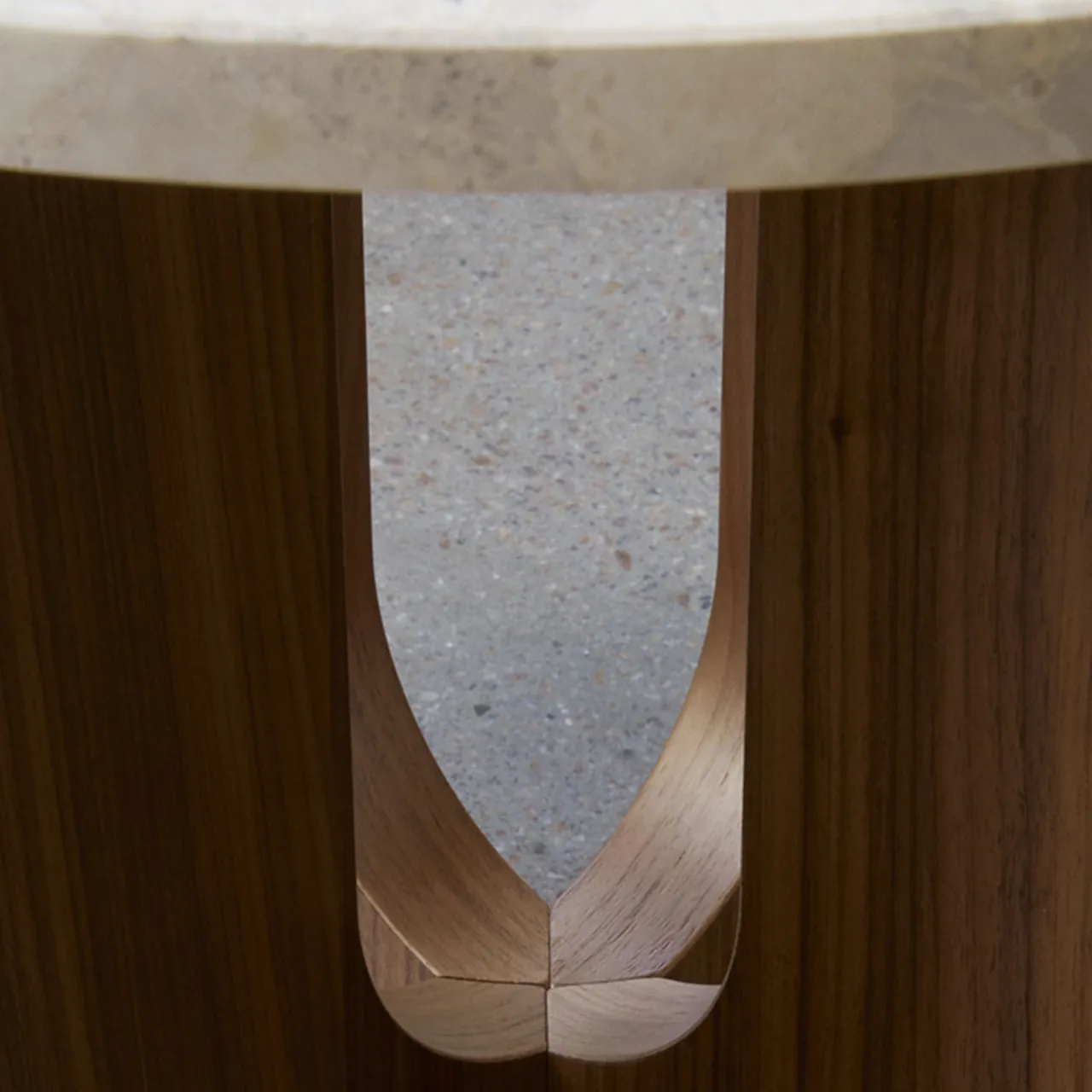 Androgyne Side Table Ø50