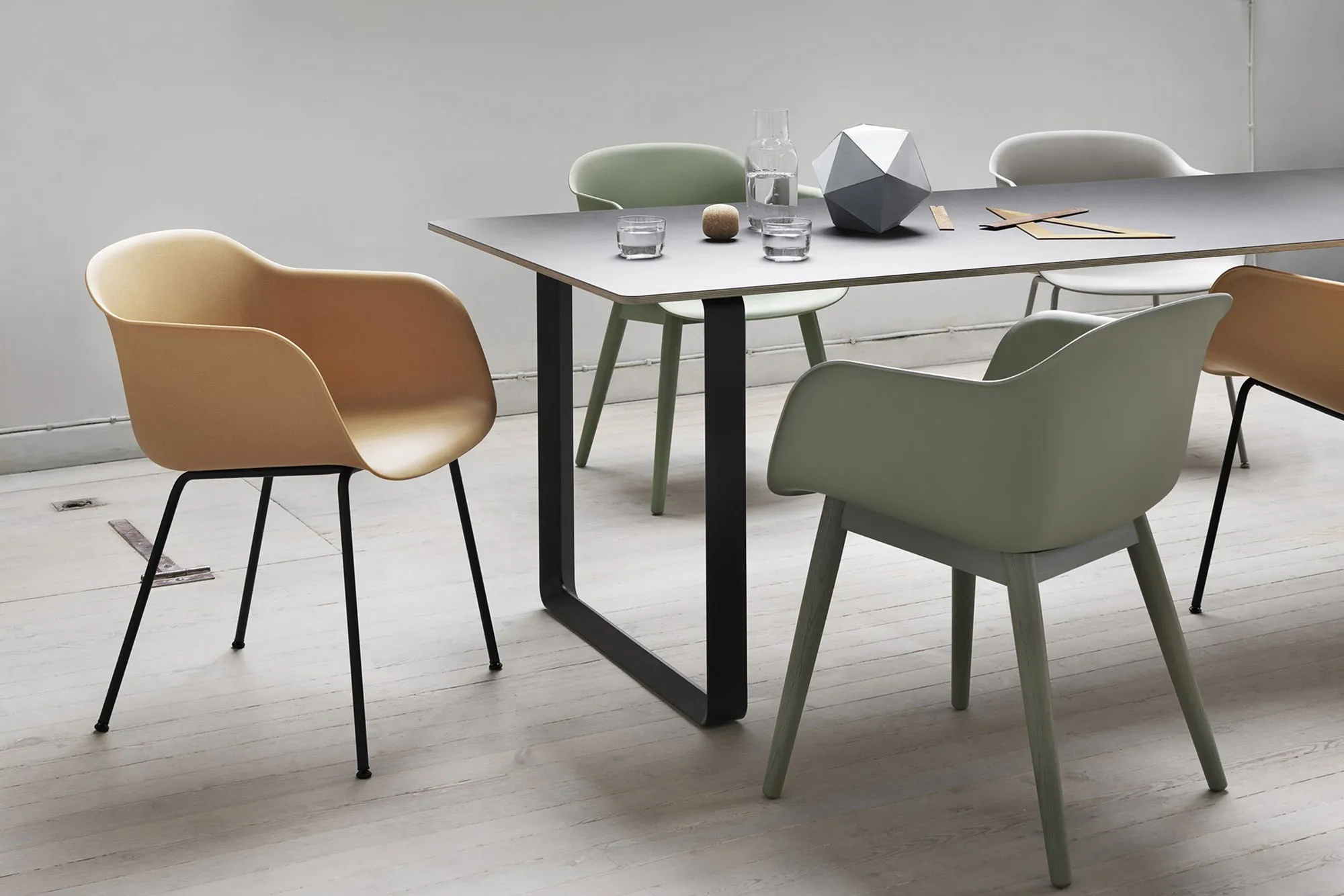 Fiber Armchair - Tube Base - 4