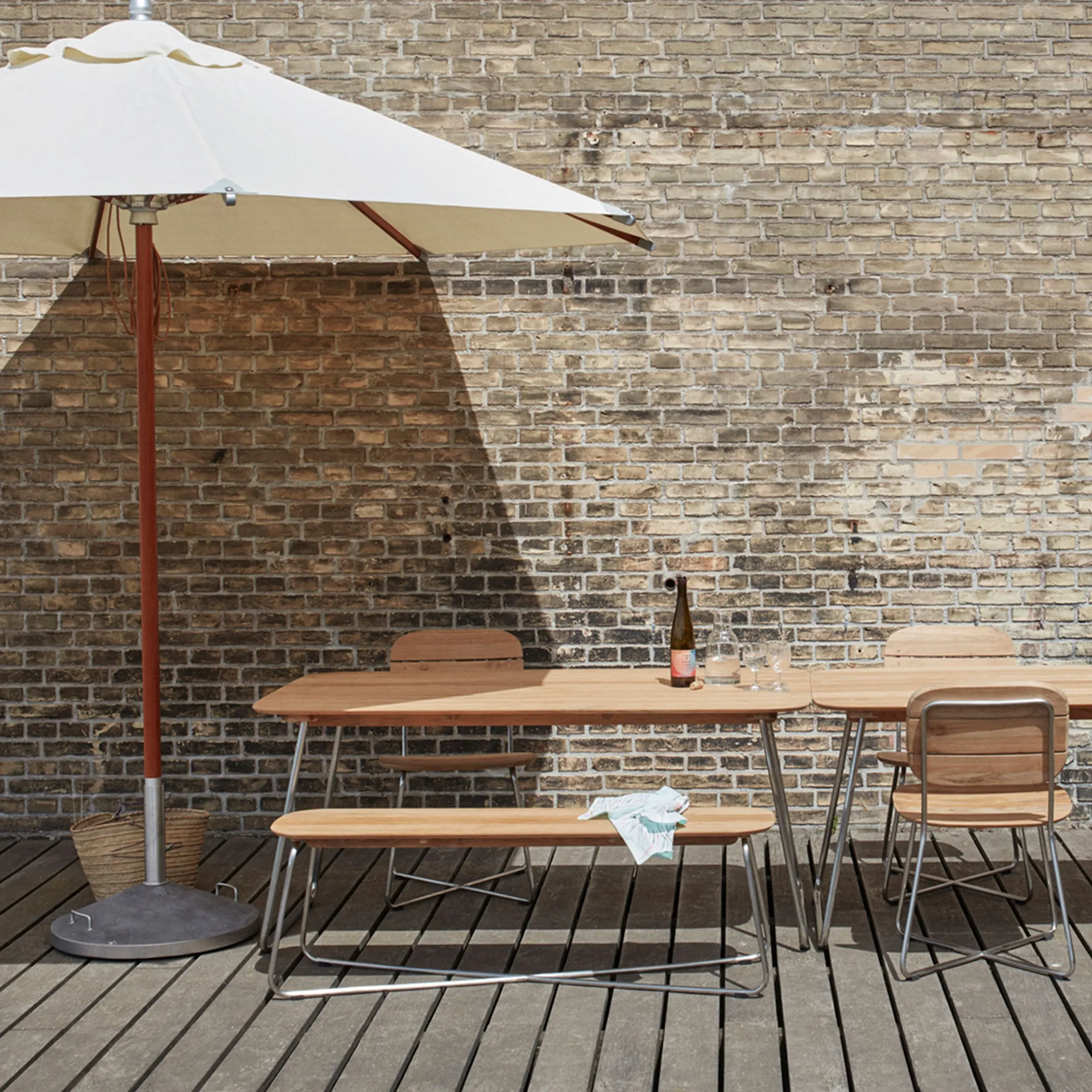 Lilium Outdoor Table - Fritz Hansen - NO GA