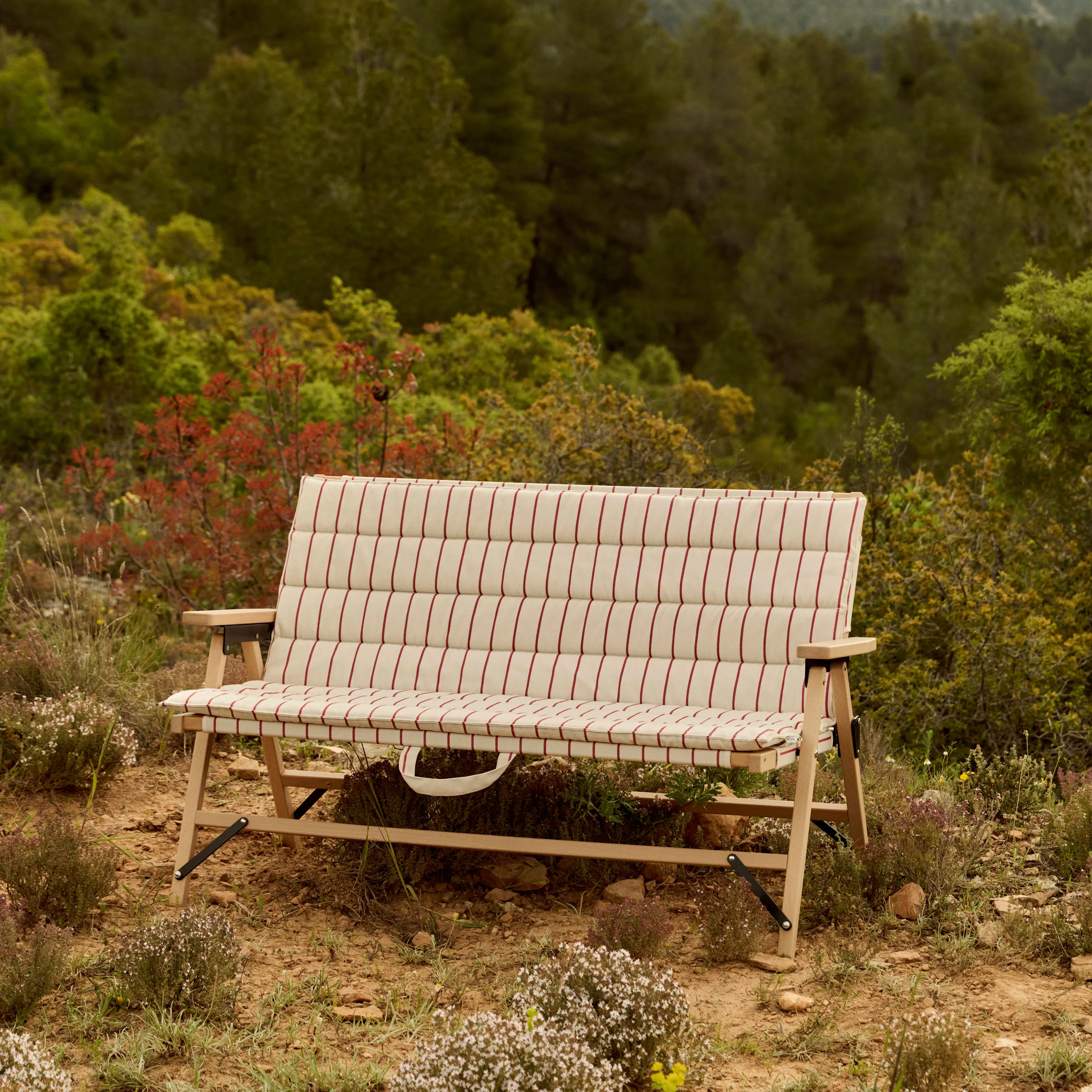 Outdoor Market Folding Sofa - 10