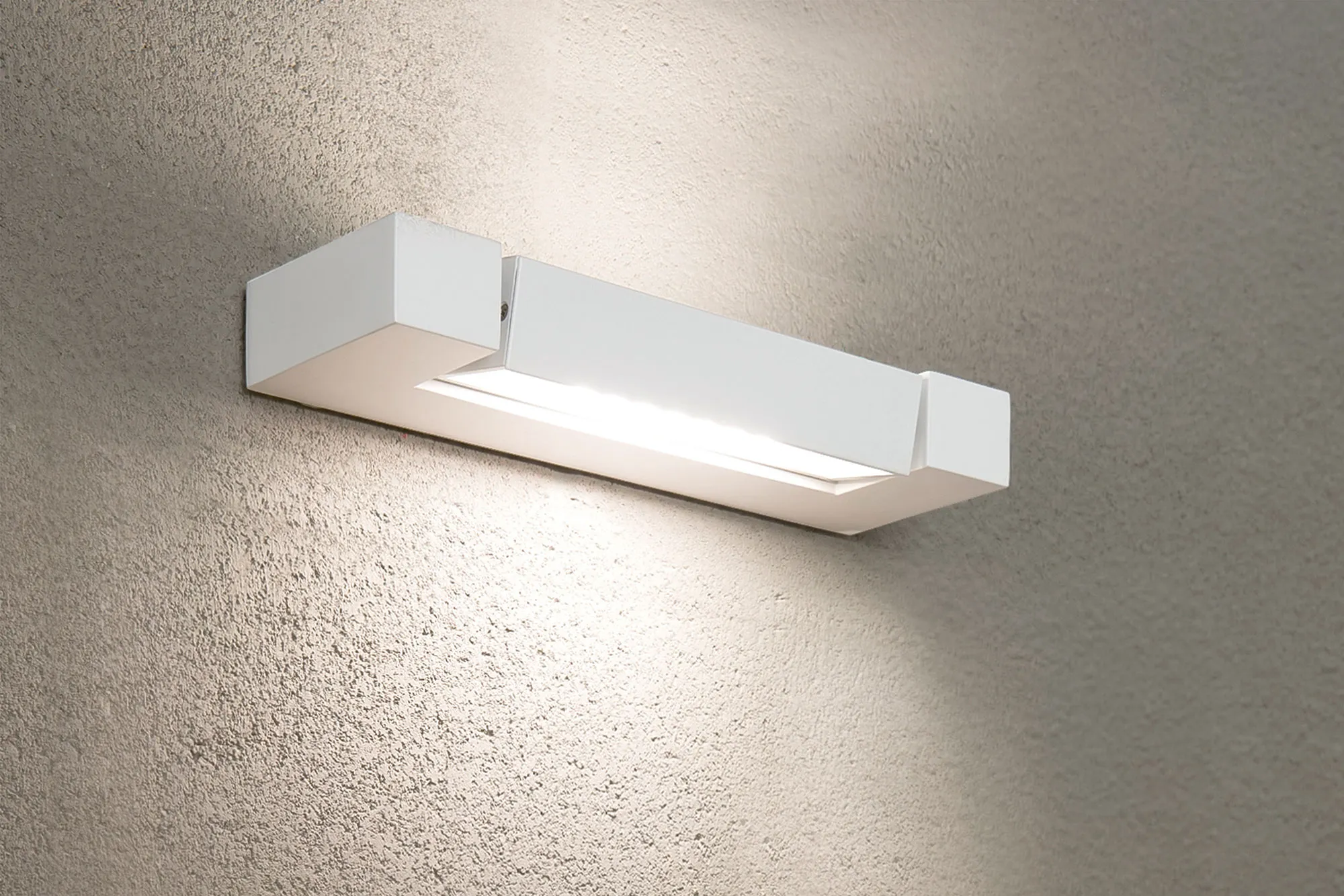 Ara Wall Lamp