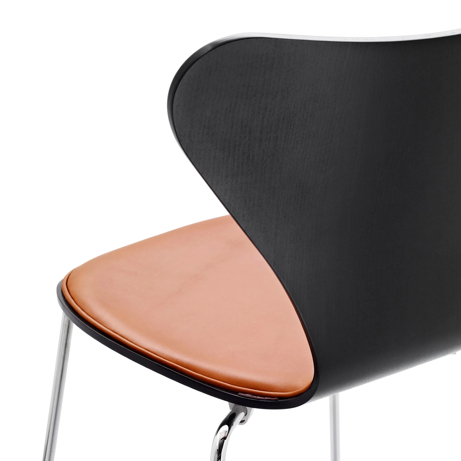 3107 Serie 7 - Frontbetrukket - Fritz Hansen - Arne Jacobsen - NO GA