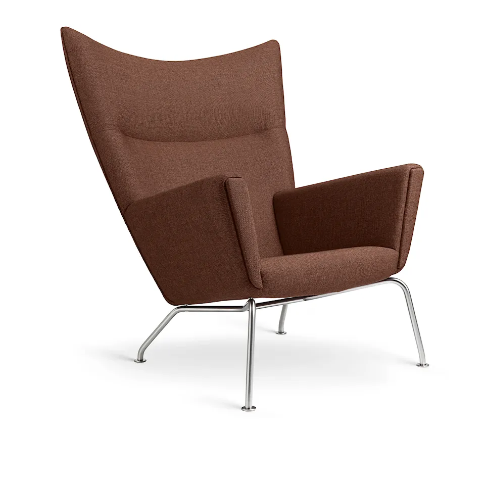 CH445 Wing Lounge Chair