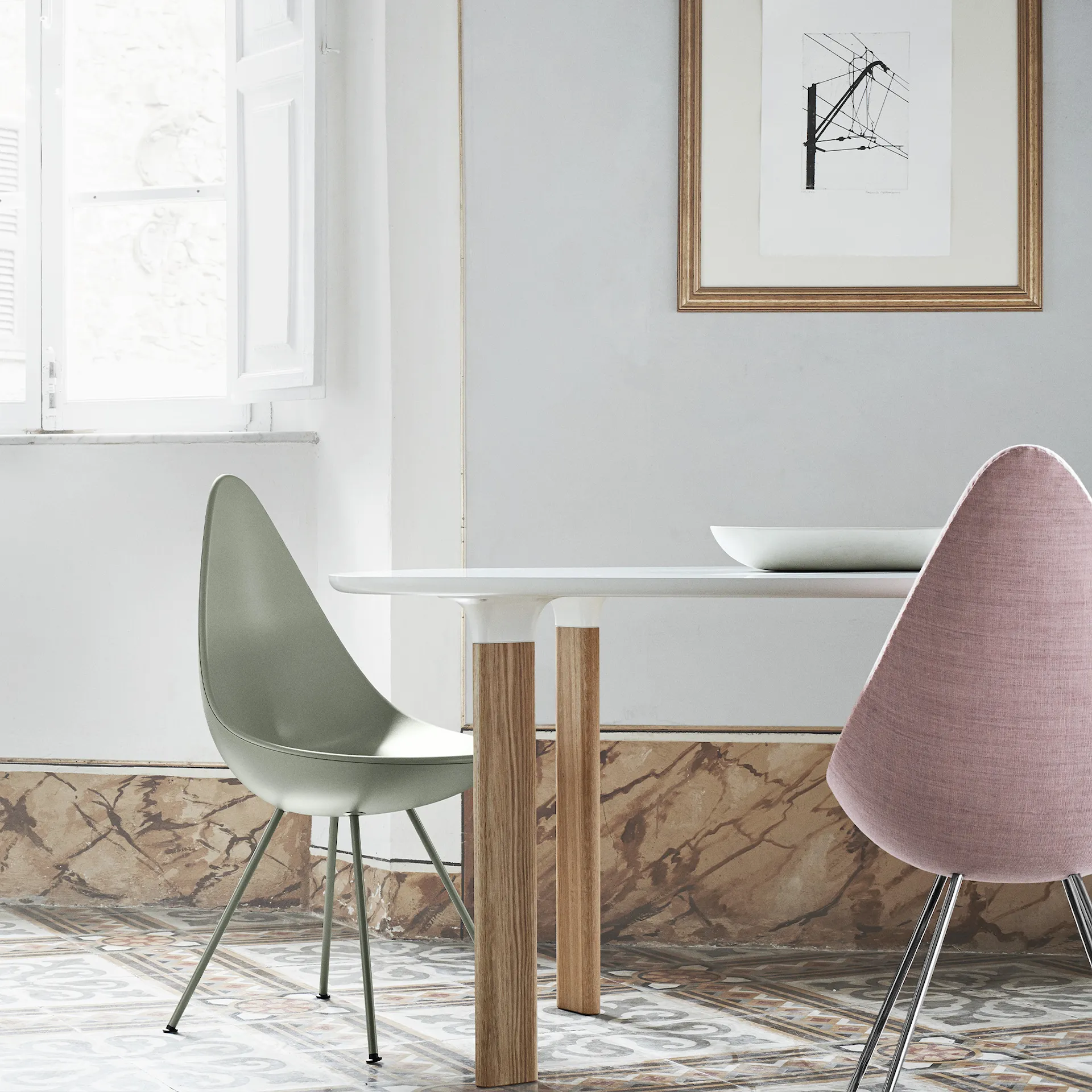 3110 Drop Chair White - Fritz Hansen - Arne Jacobsen - NO GA