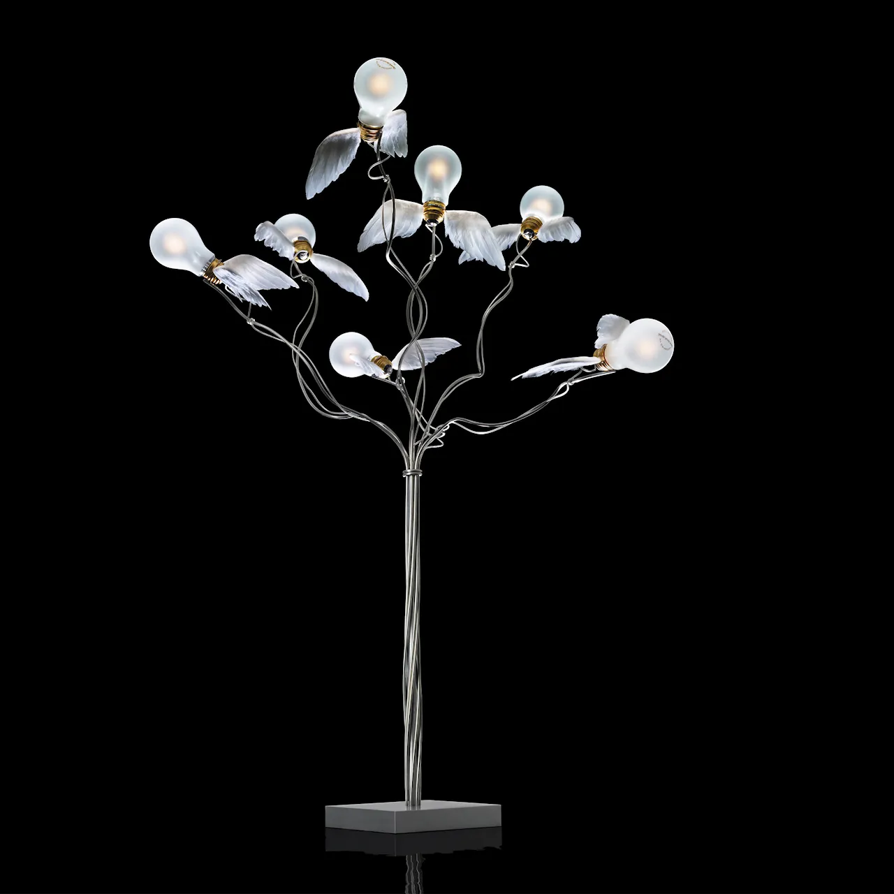 Birdies Busch Table Lamp