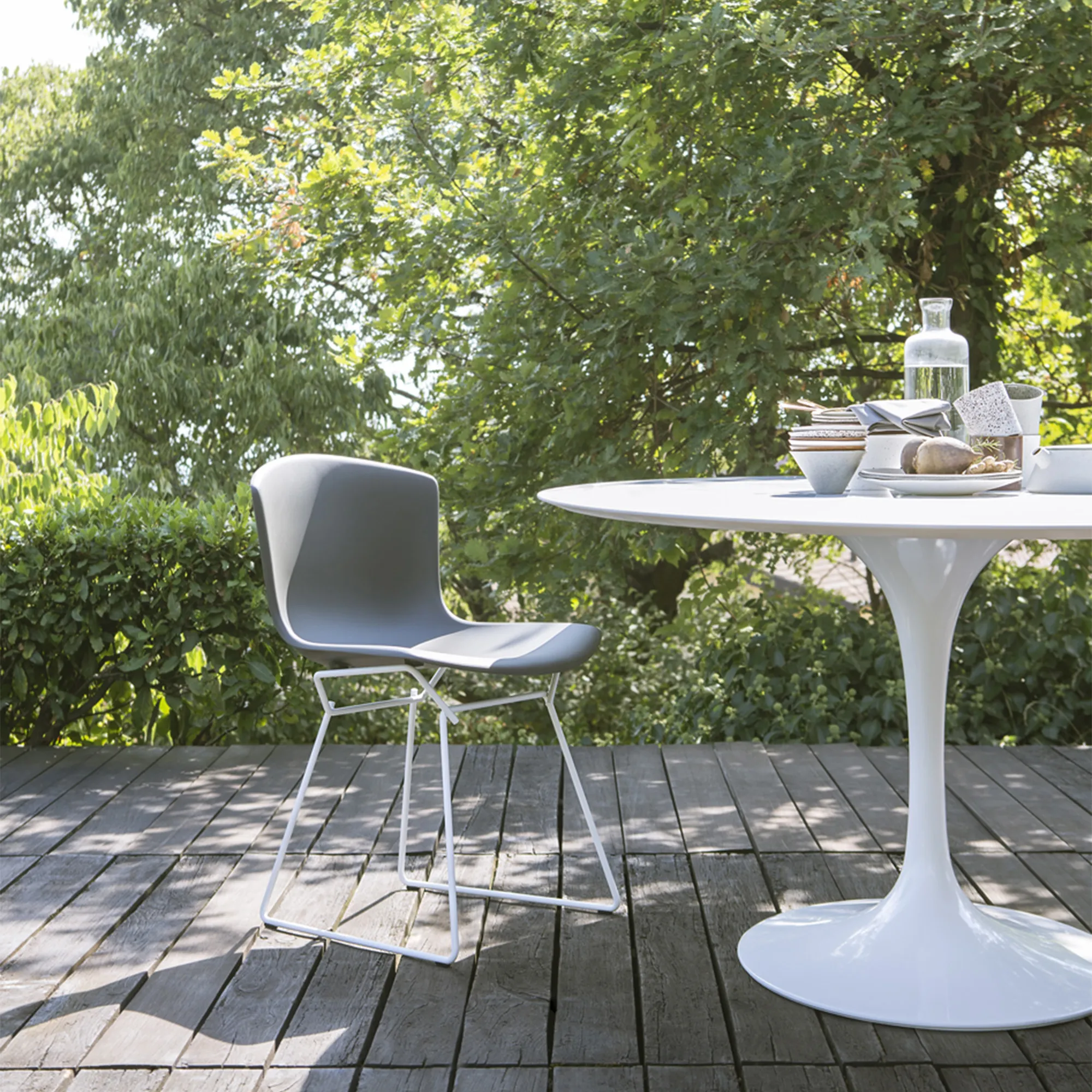 Saarinen Round Outdoor Dining Table Ø 107 cm - 3