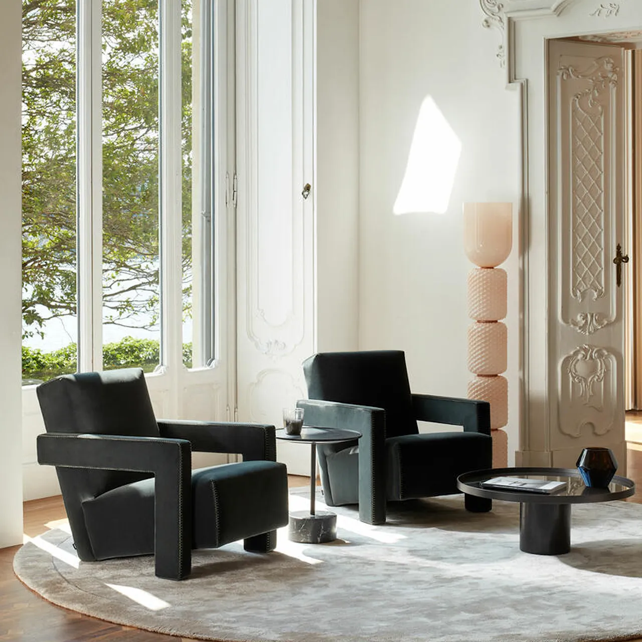 637 Utrecht armchair