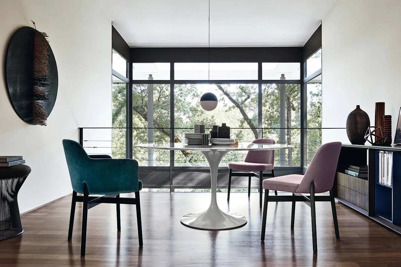 Saarinen Round Table Ø 120 cm Glossy Arabescato Marble