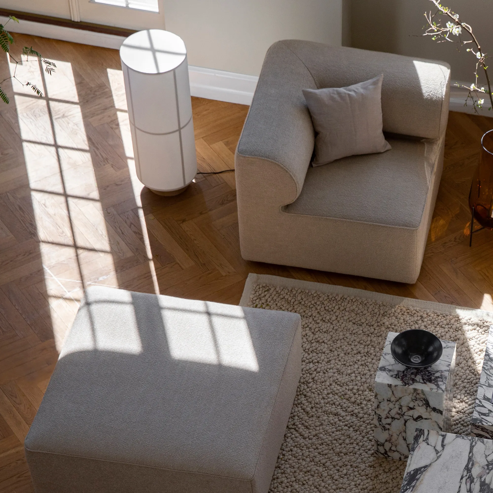 Hashira Floor Lamp