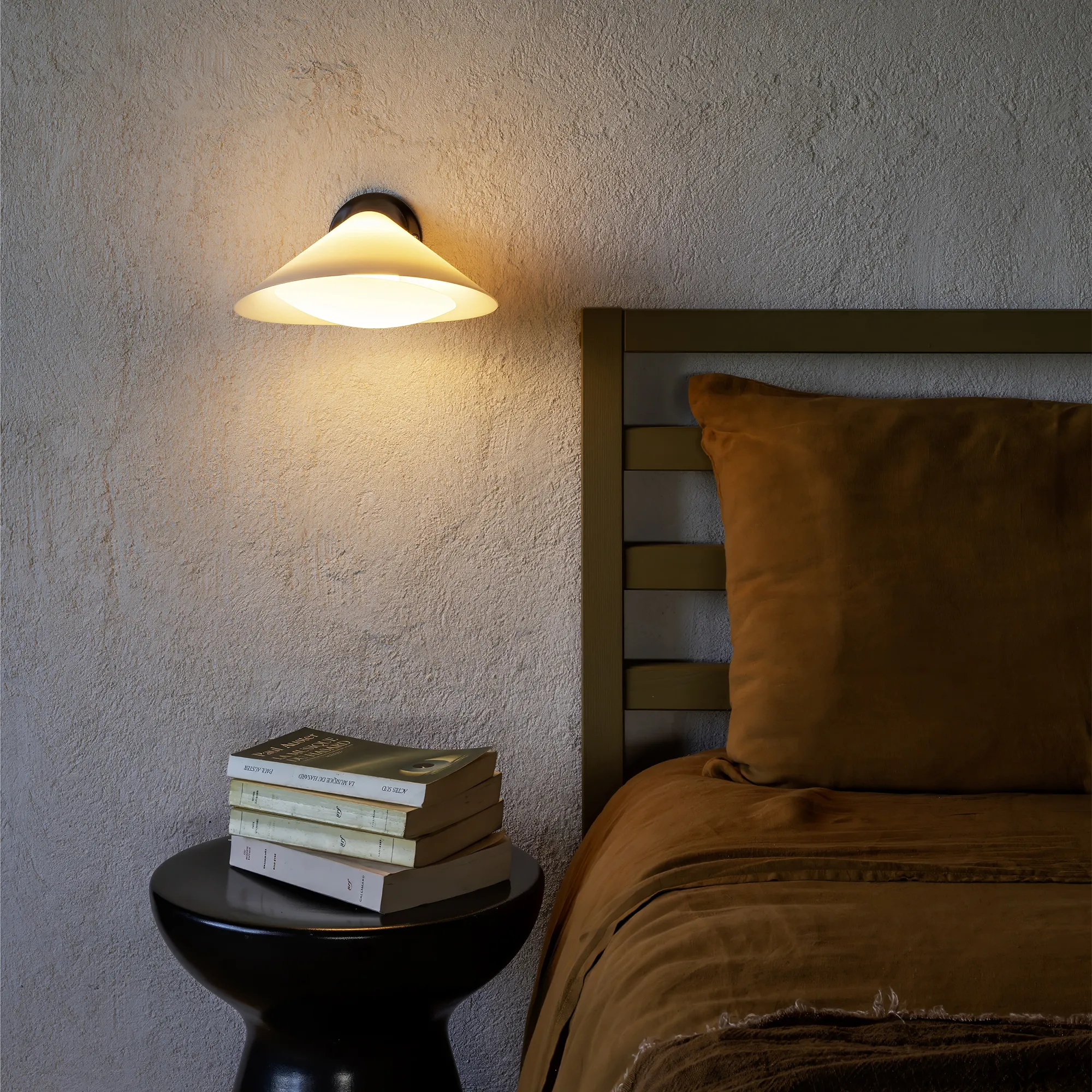 Plume SW wandlamp met knop - 5