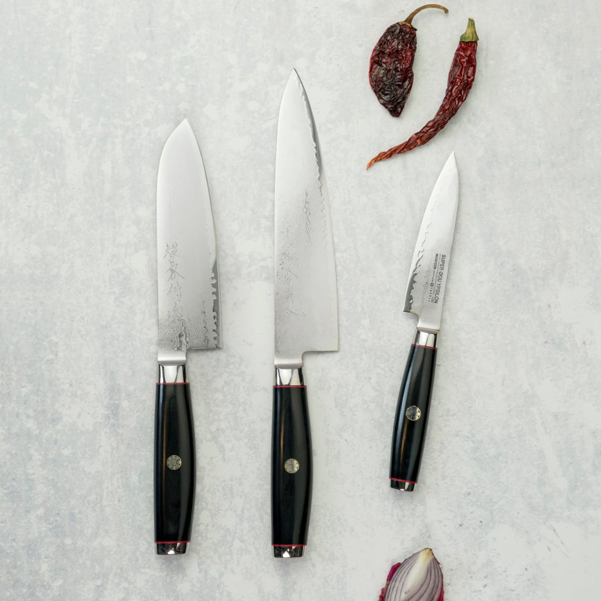 Yaxell Super Gou Chef&#39;s knife 20 cm Incl. Knife guard - Yaxell - NO GA