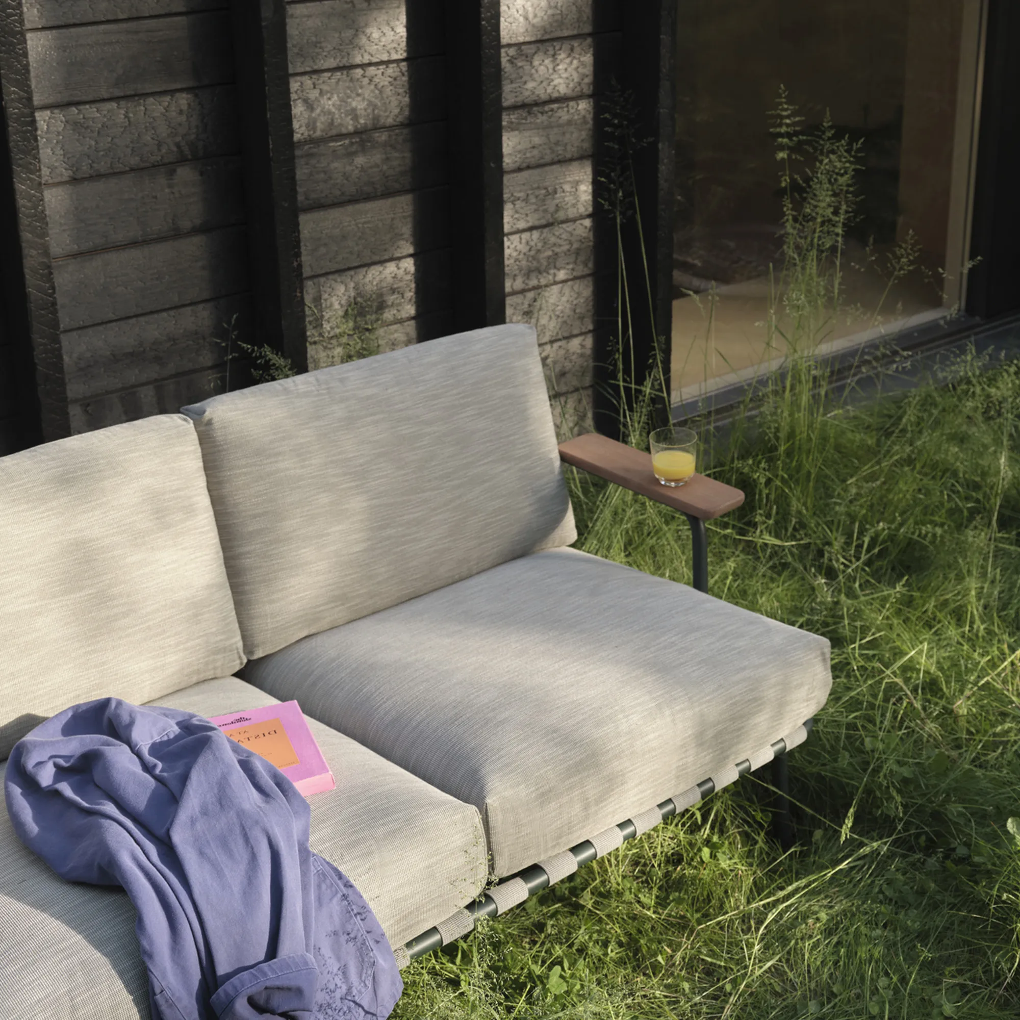 Settle sofa 3-seater