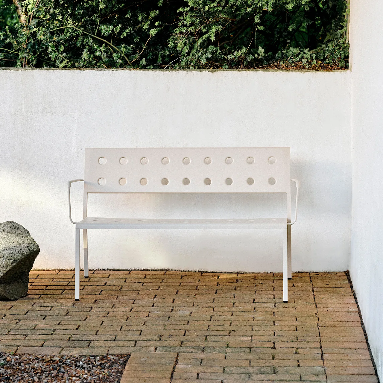 Balcony Dining Bench W. Arm - 121 x 52 cm