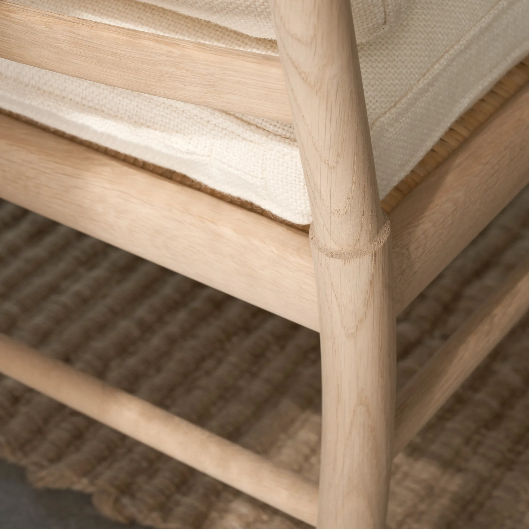 OW149 Colonial Chair Oak - 11