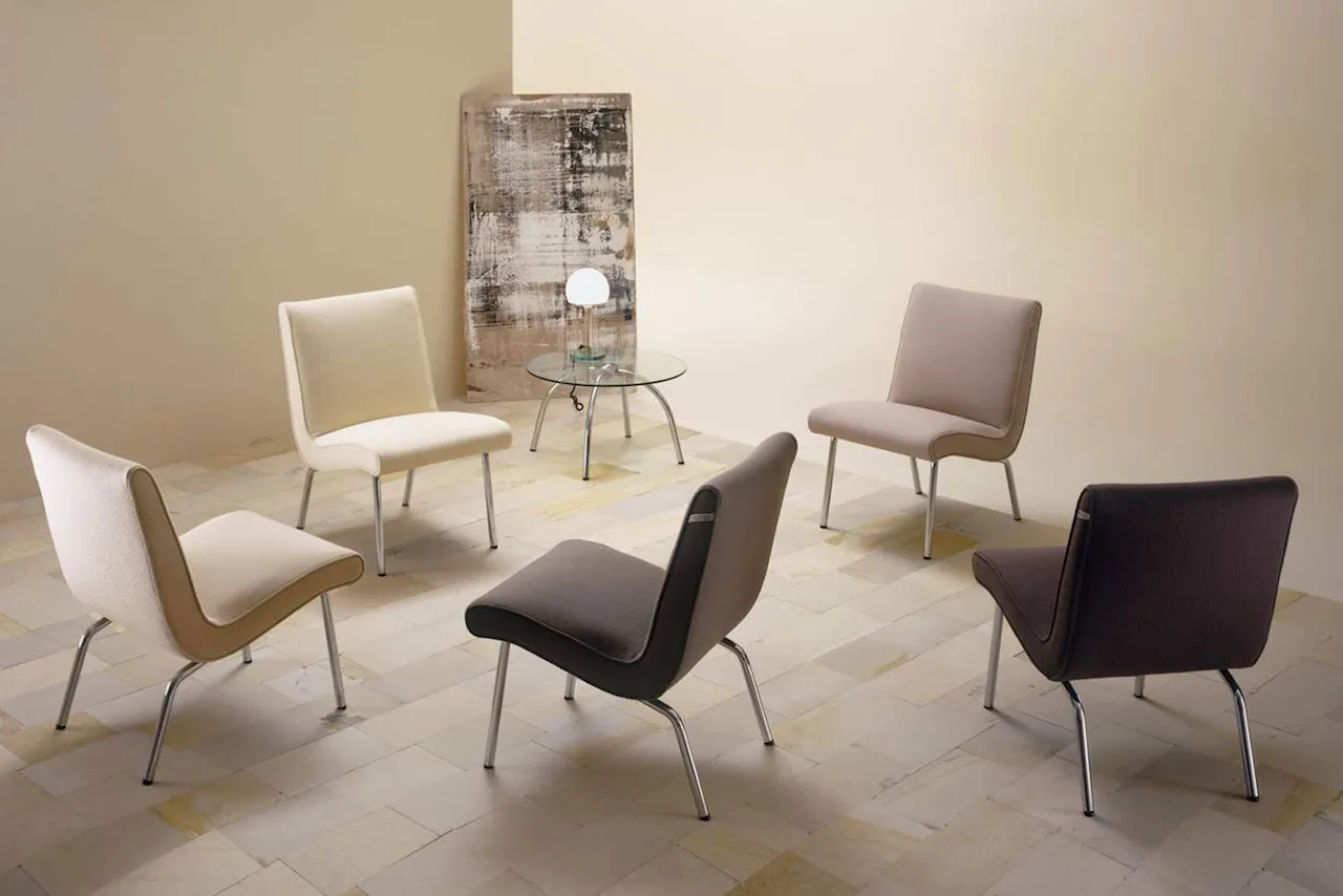 Vostra Armchair