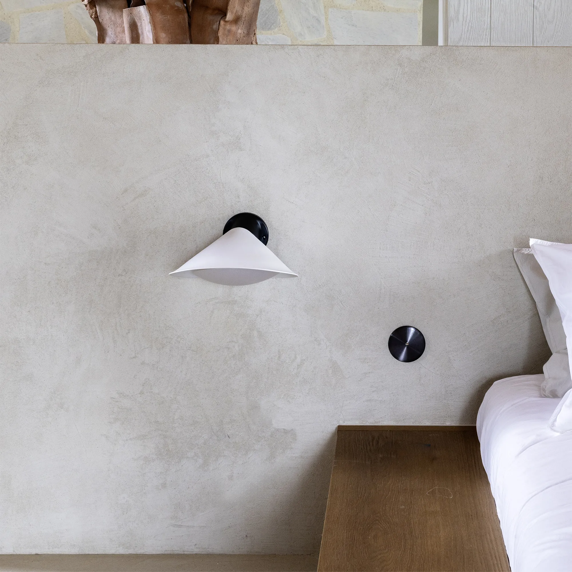 Plume SW wandlamp met knop - 10