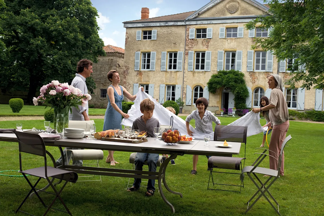 Romane Outdoor Dining Table 200/300 x 100 cm