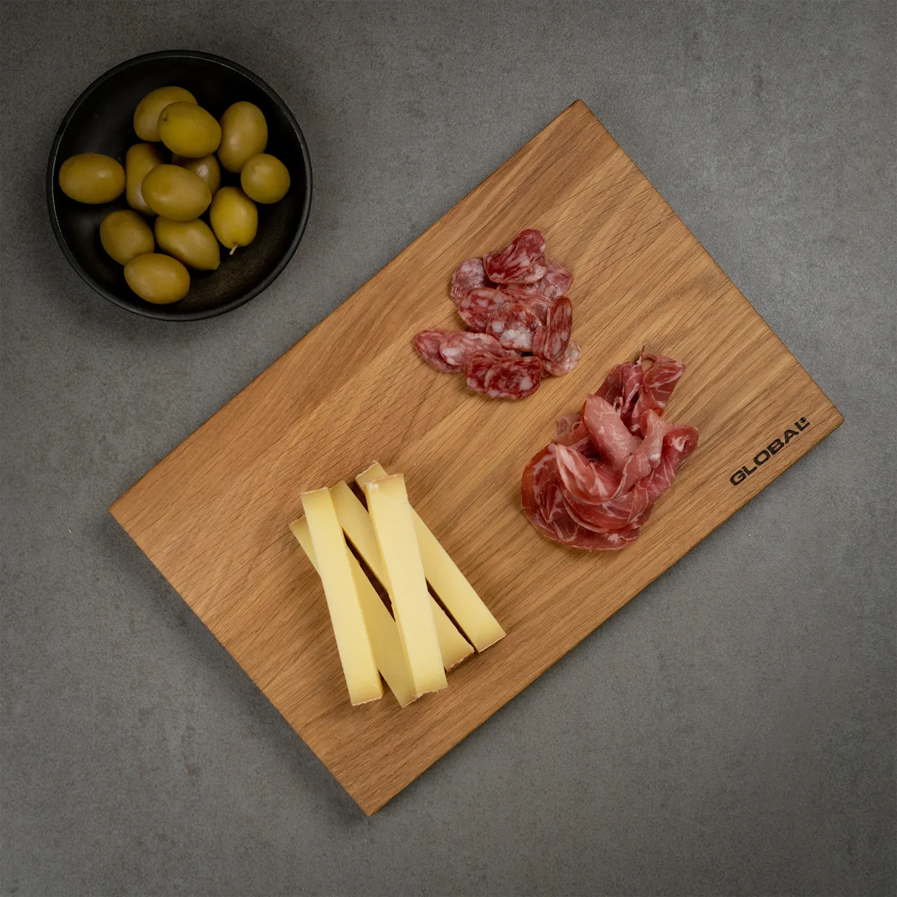 Global G-CB3 Cutting Board Oak 30x20 cm