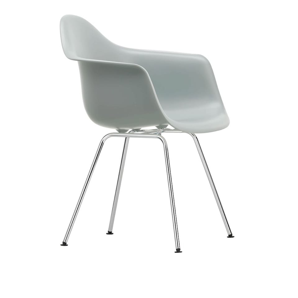 Eames RE Plastic Chair - DAX