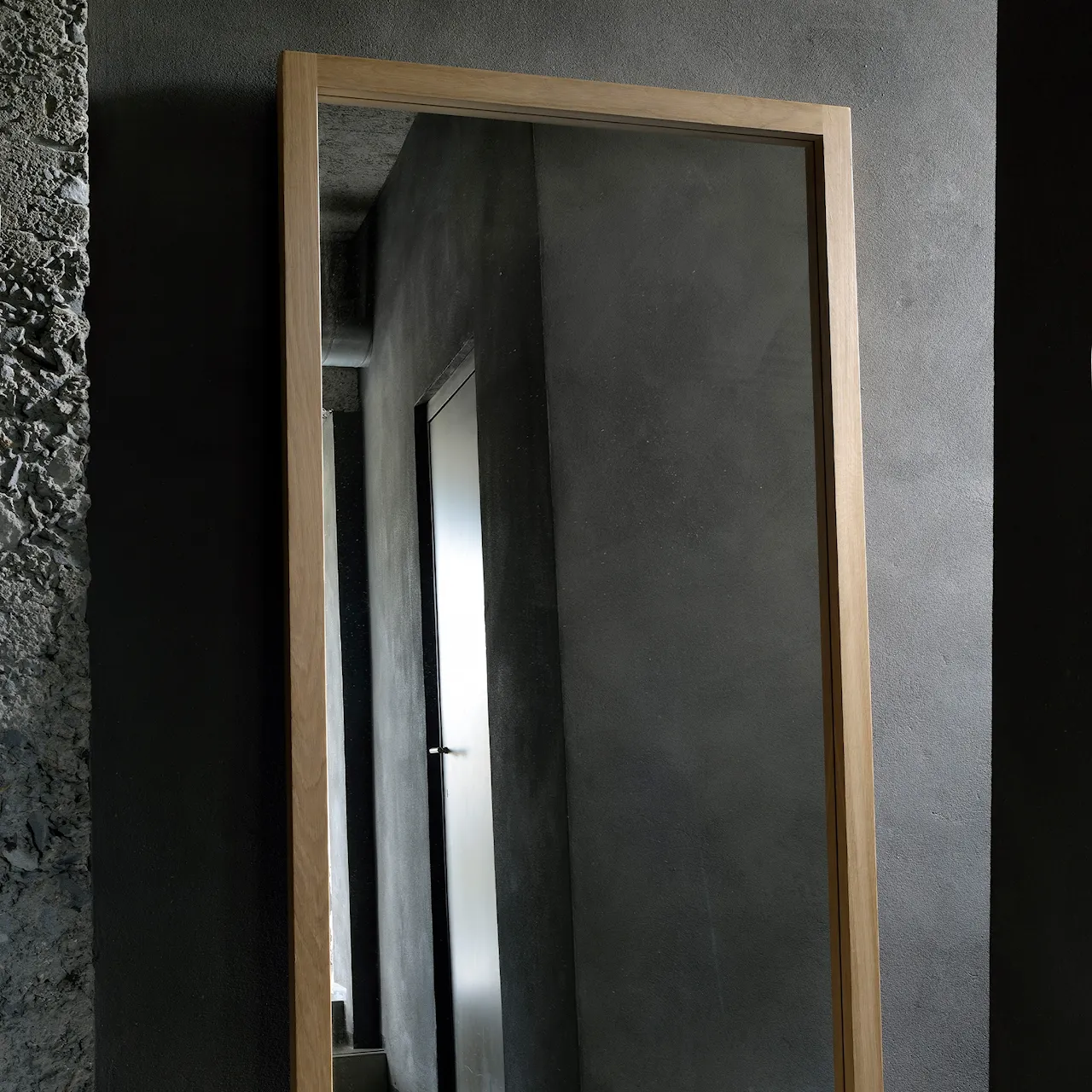 Light Frame Floor Mirror