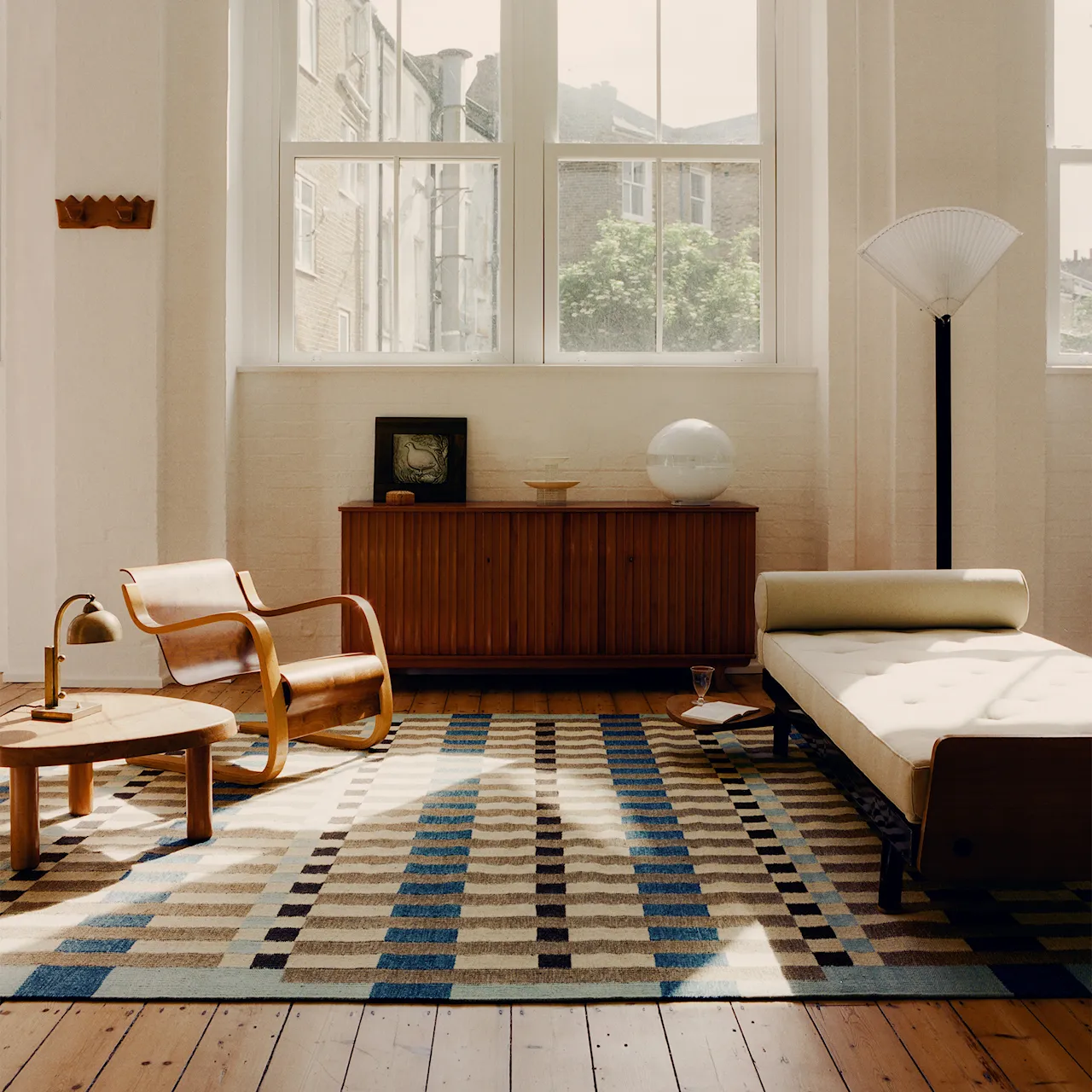 Tradition 03 Beige Wool Rug