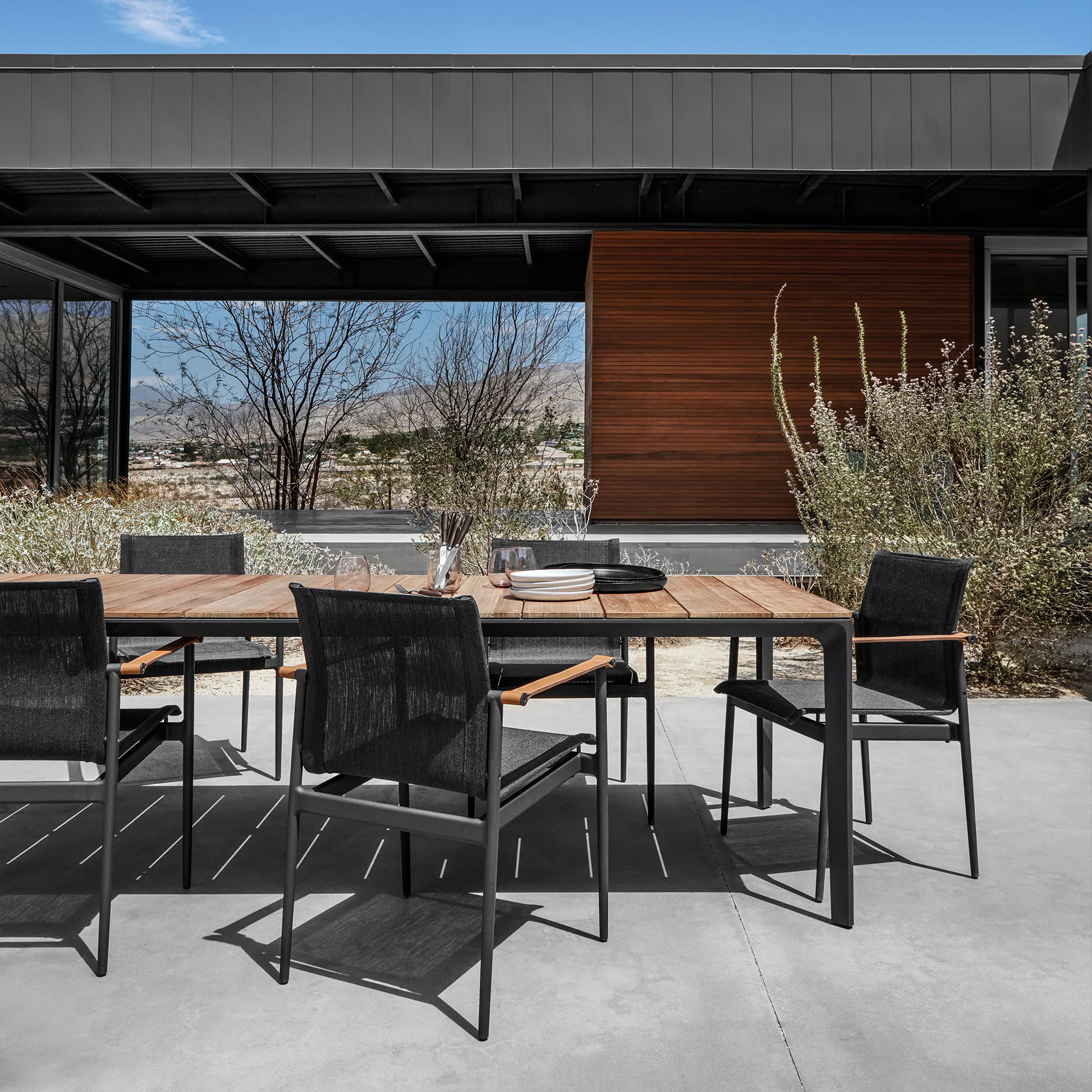 Carver Dining Table 280 cm - 2