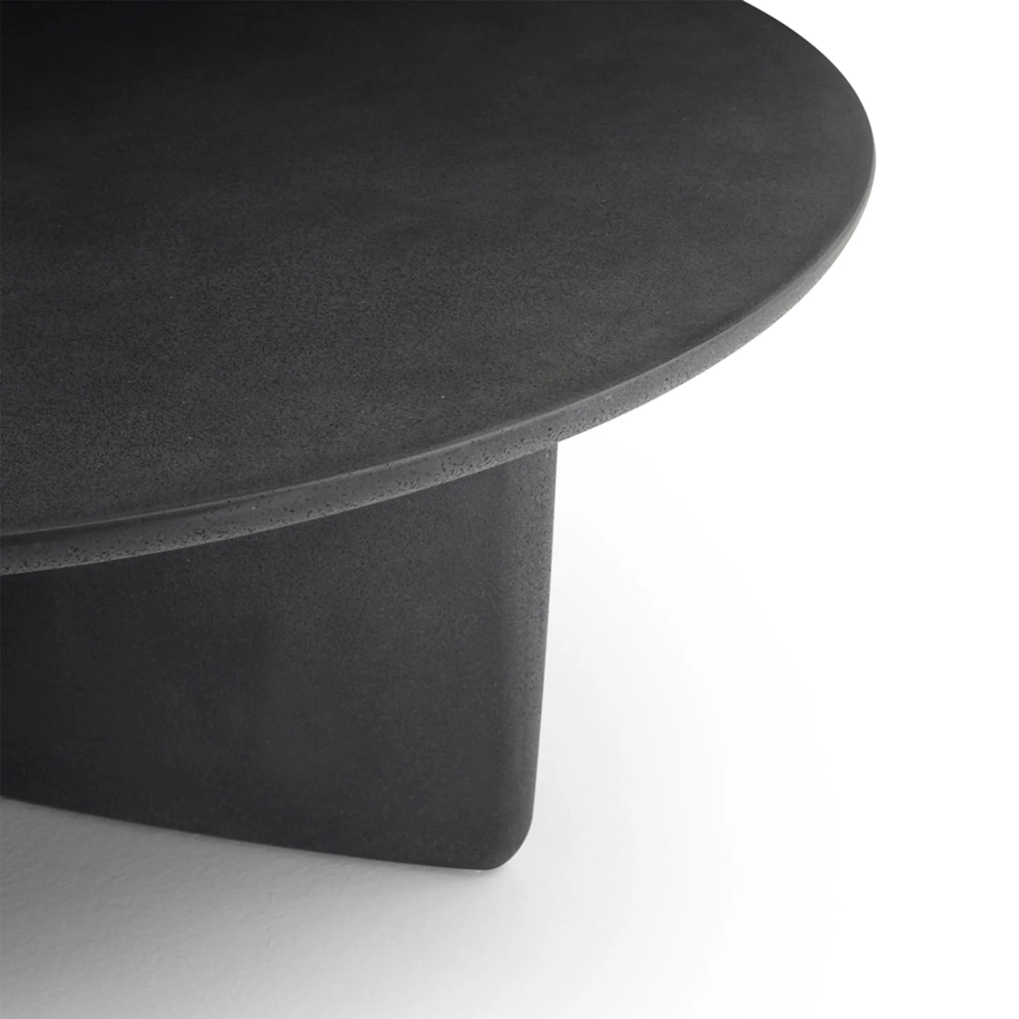 Tobi-Ishi Outdoor Round Table - 6