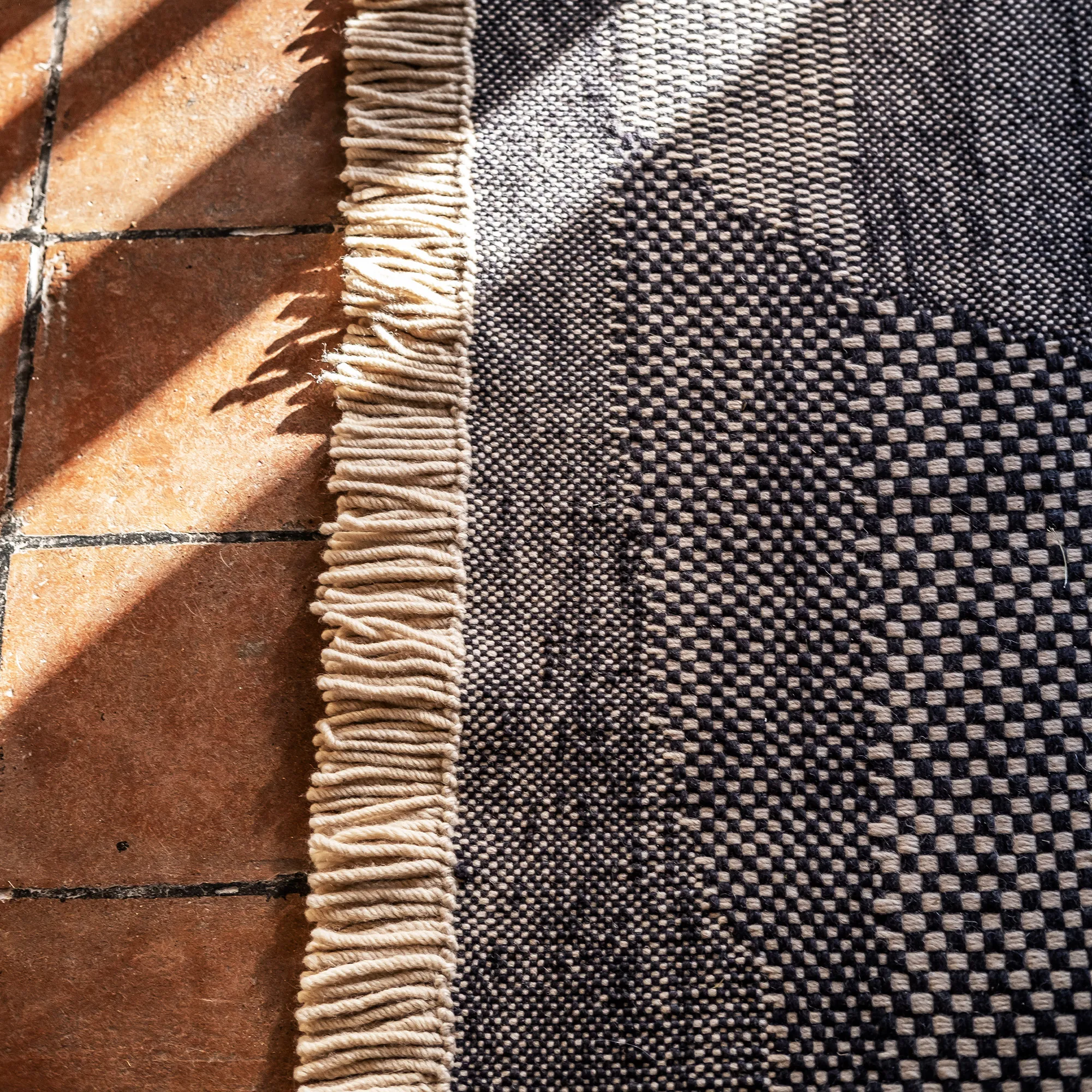 Wabisabi uldtæppe Anthracite - 3
