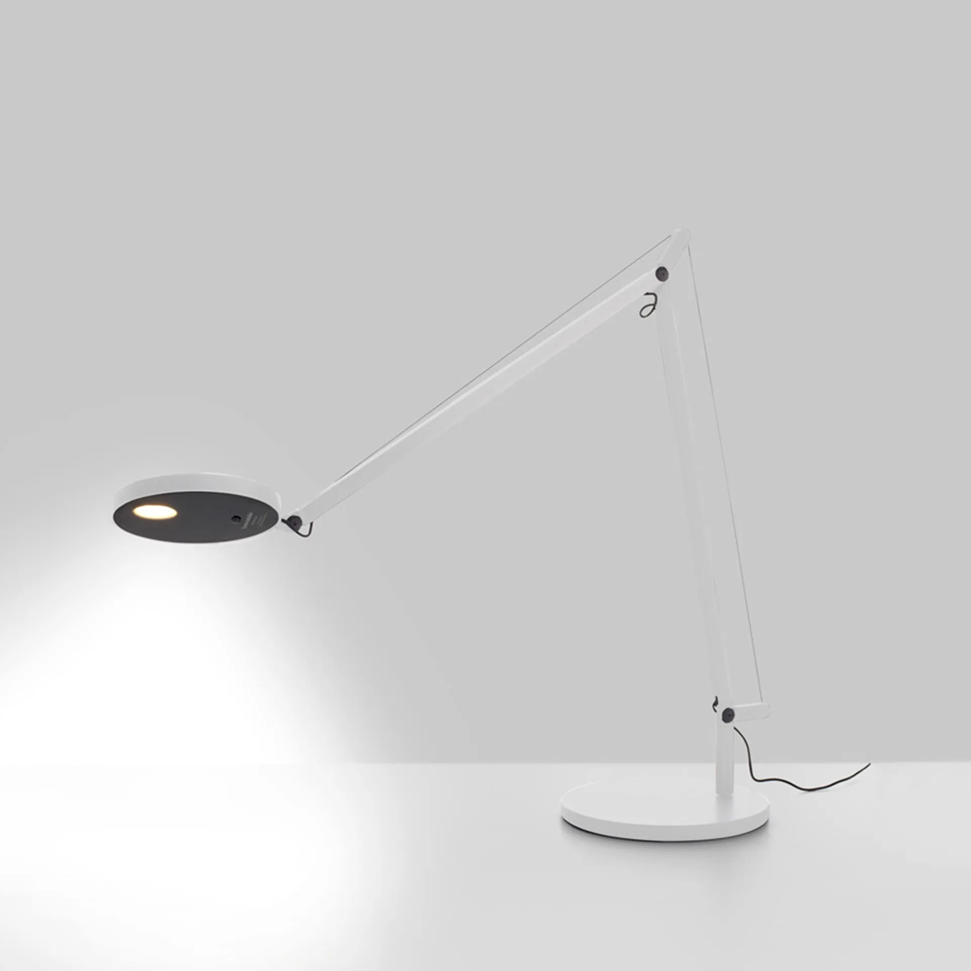 Demetra Desk Lamp - Artemide - NO GA